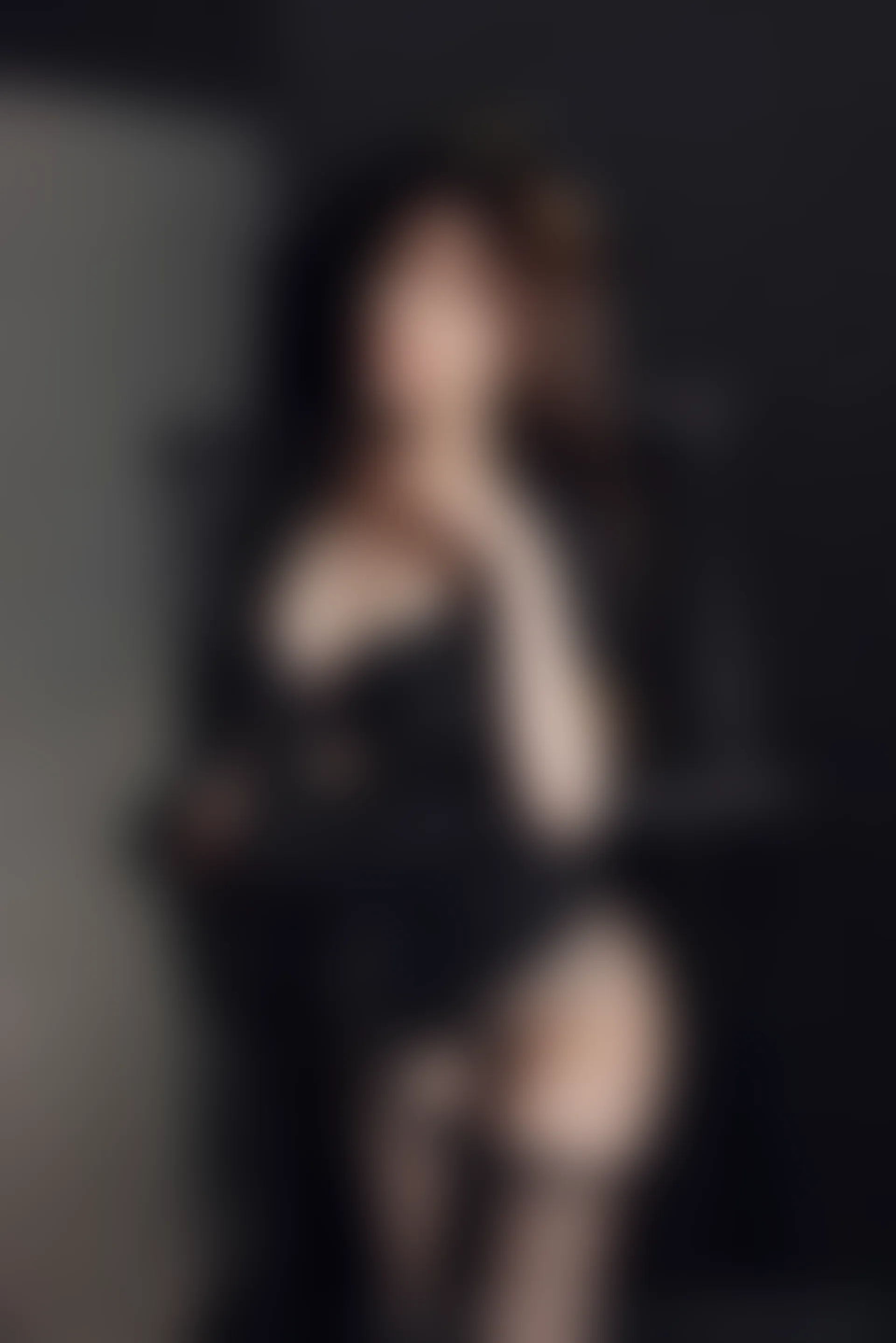 XiuRen秀人网 2021.12.17 No.4355 美桃酱 黑丝美腿[64+1P 697MB]