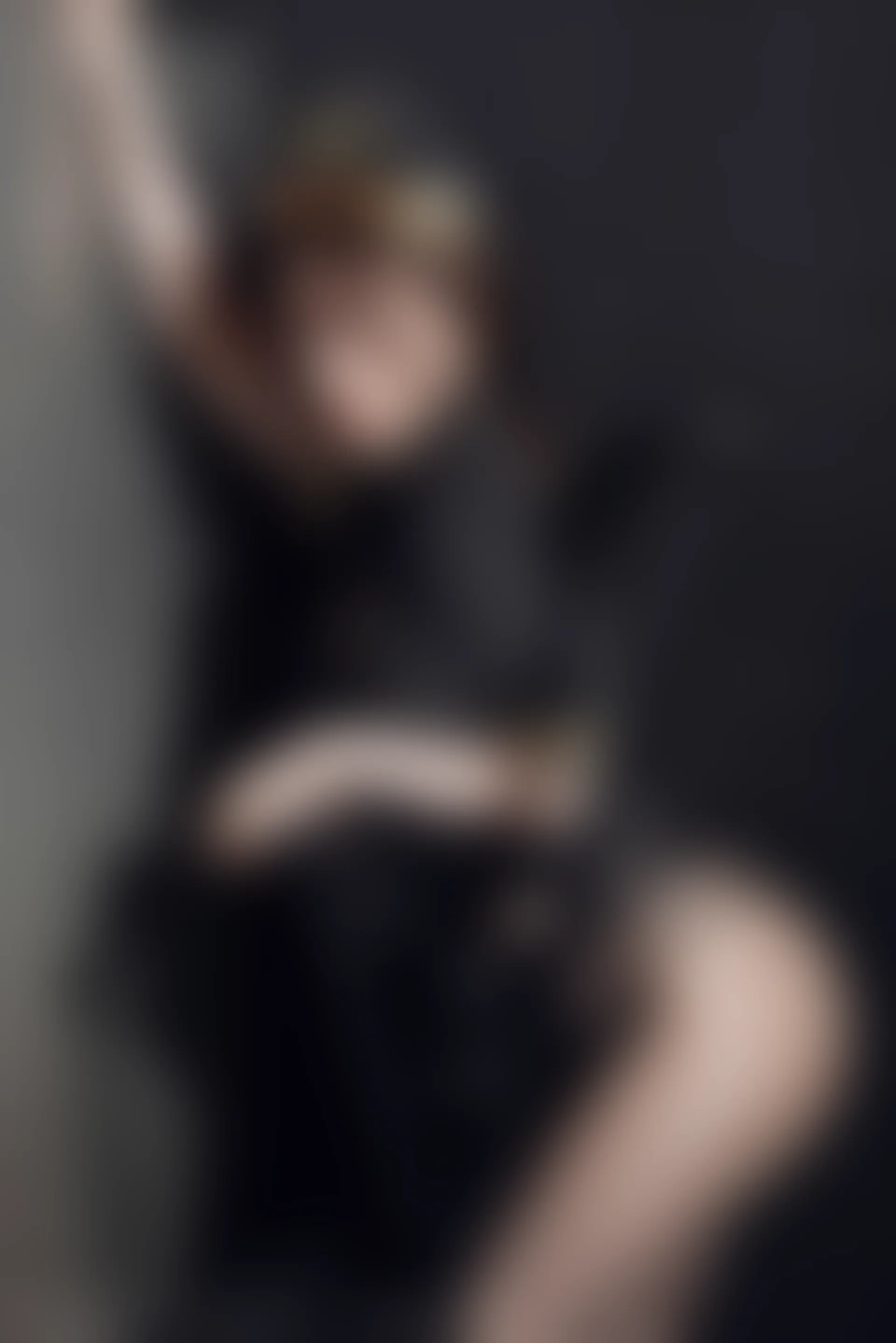 XiuRen秀人网 2021.12.17 No.4355 美桃酱 黑丝美腿[64+1P 697MB]