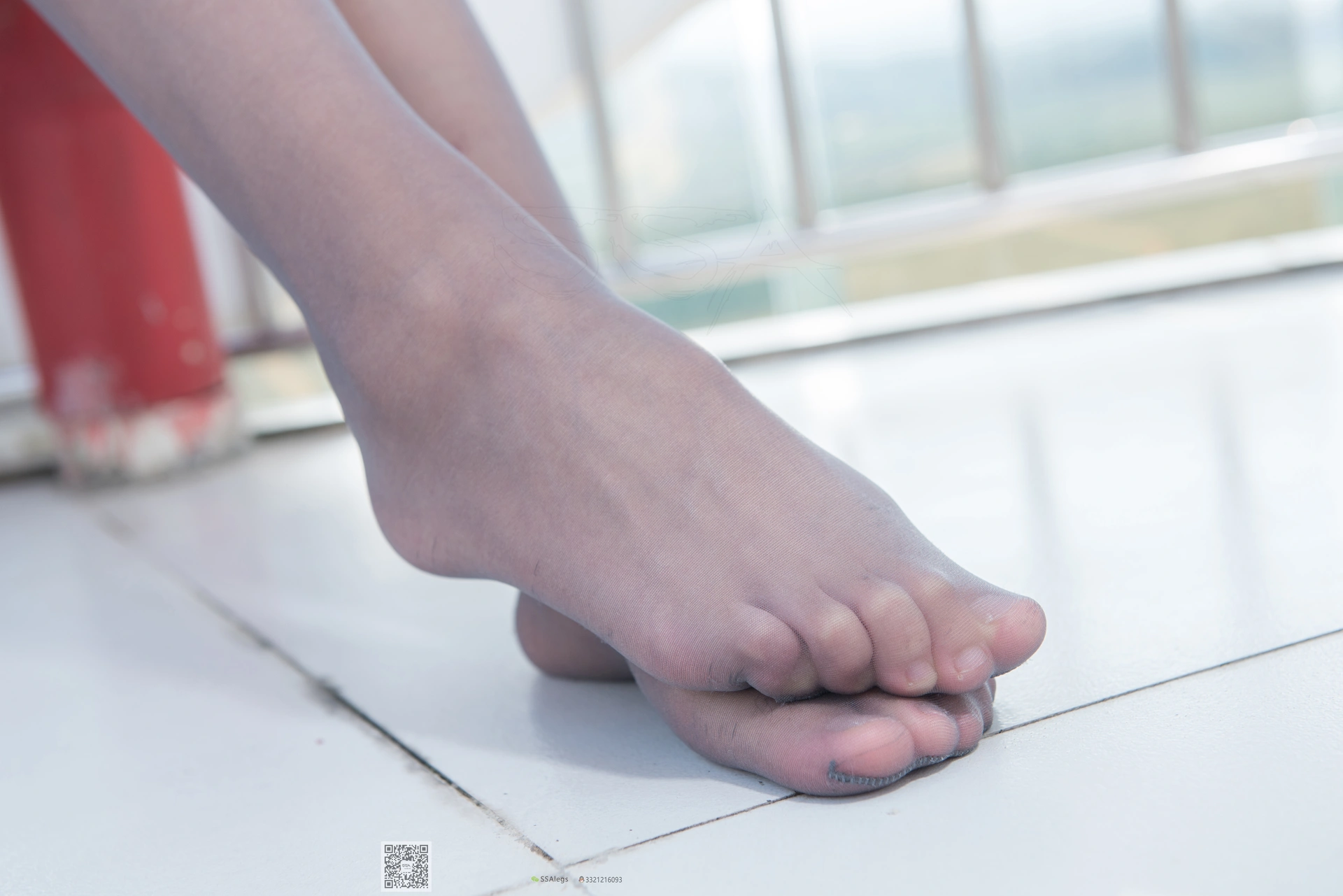 SSA丝社 超清写真 NO.041 兰兰 灰丝女秘书带你看项目[99P-1.04GB]