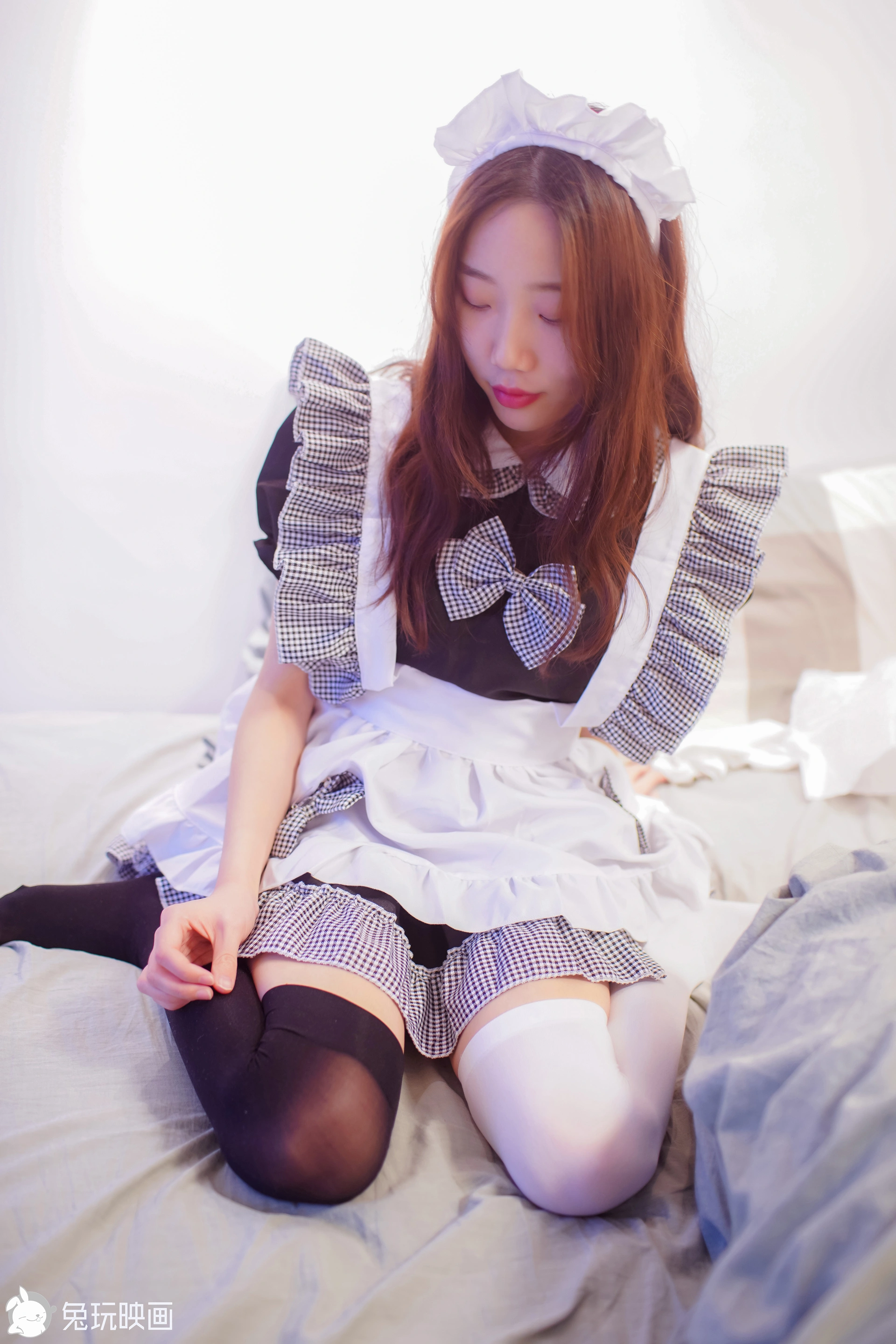 C15.003 黑白女仆装 [43P-245MB]