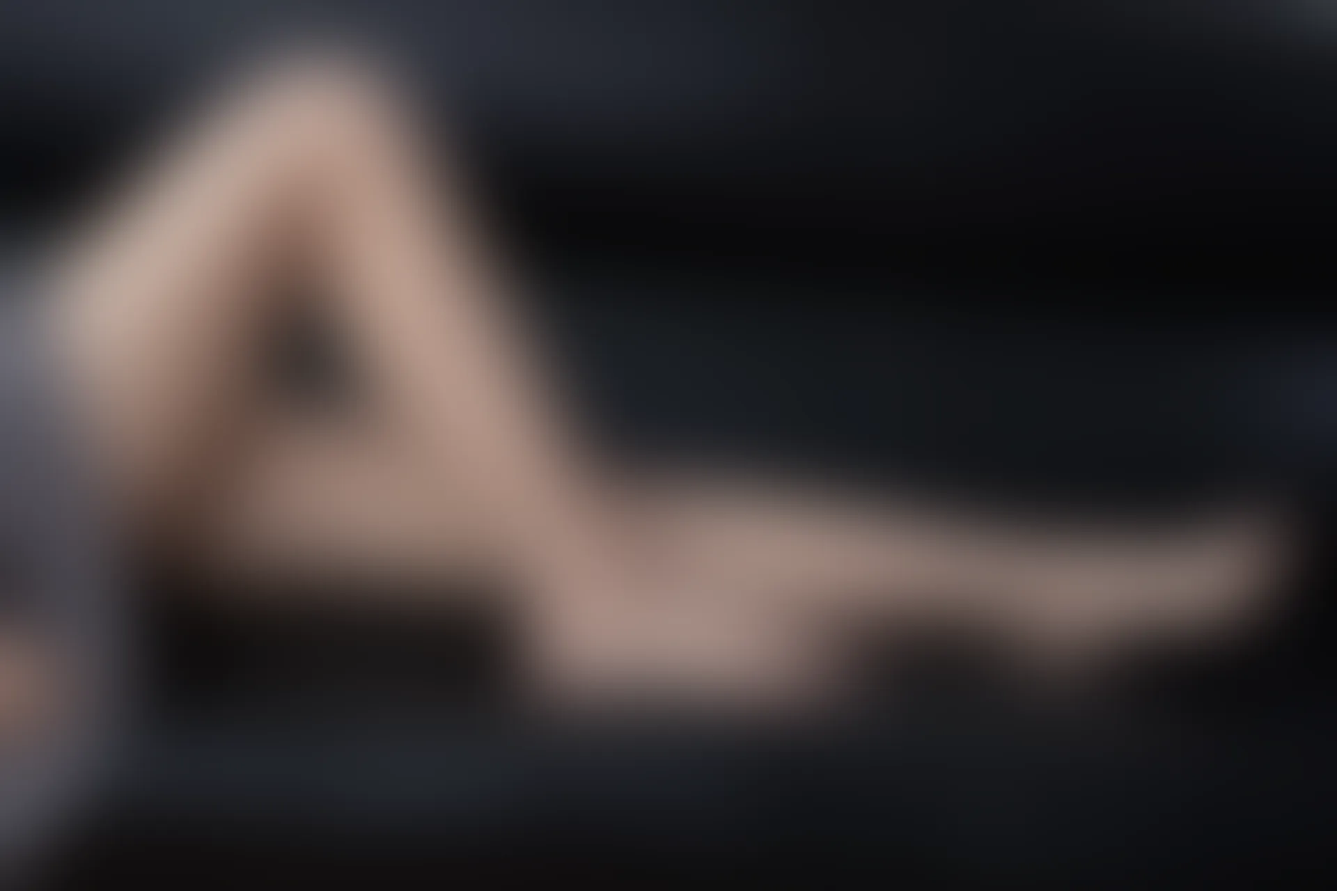 森萝财团 BETA-033 [64P-518M]森萝财团, 美腿, 美足, 露背毛衣, 黑丝