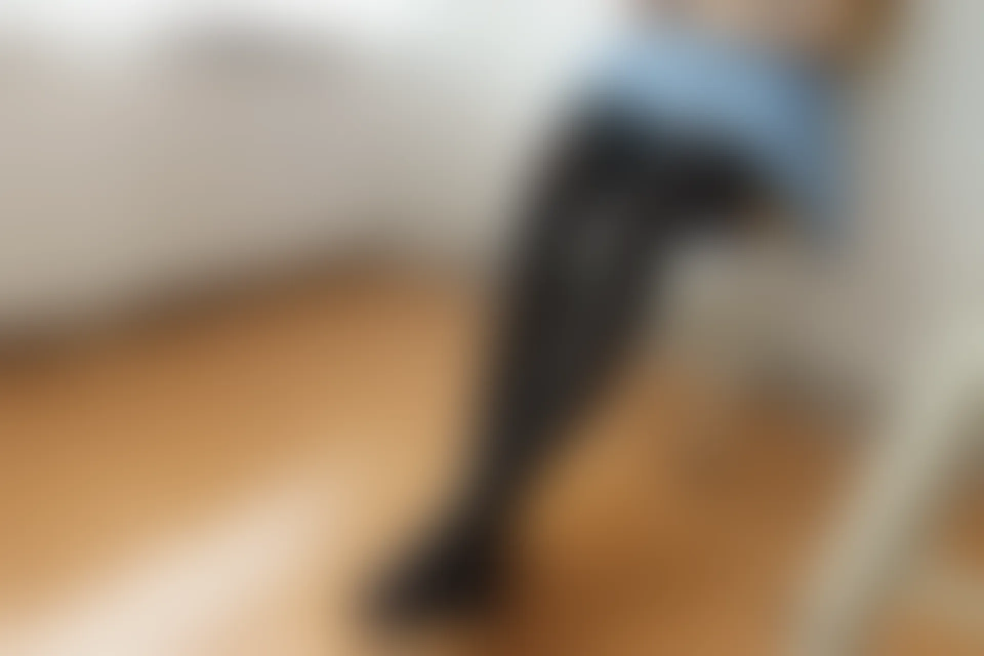 森萝财团 BETA-033 [64P-518M]森萝财团, 美腿, 美足, 露背毛衣, 黑丝