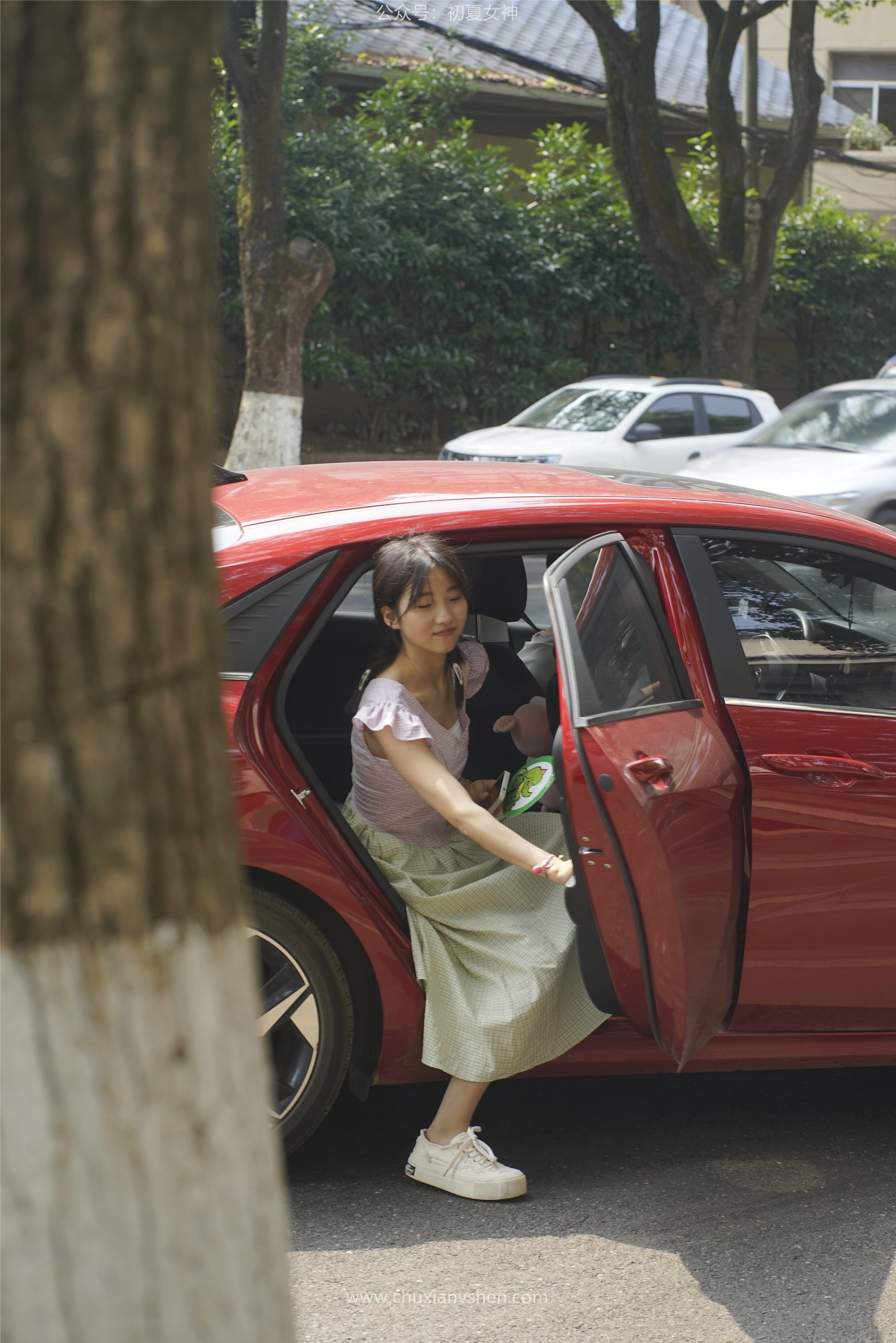 初夏女神 NO.057 点点 糖果女孩[168P+1V／6.45GB]