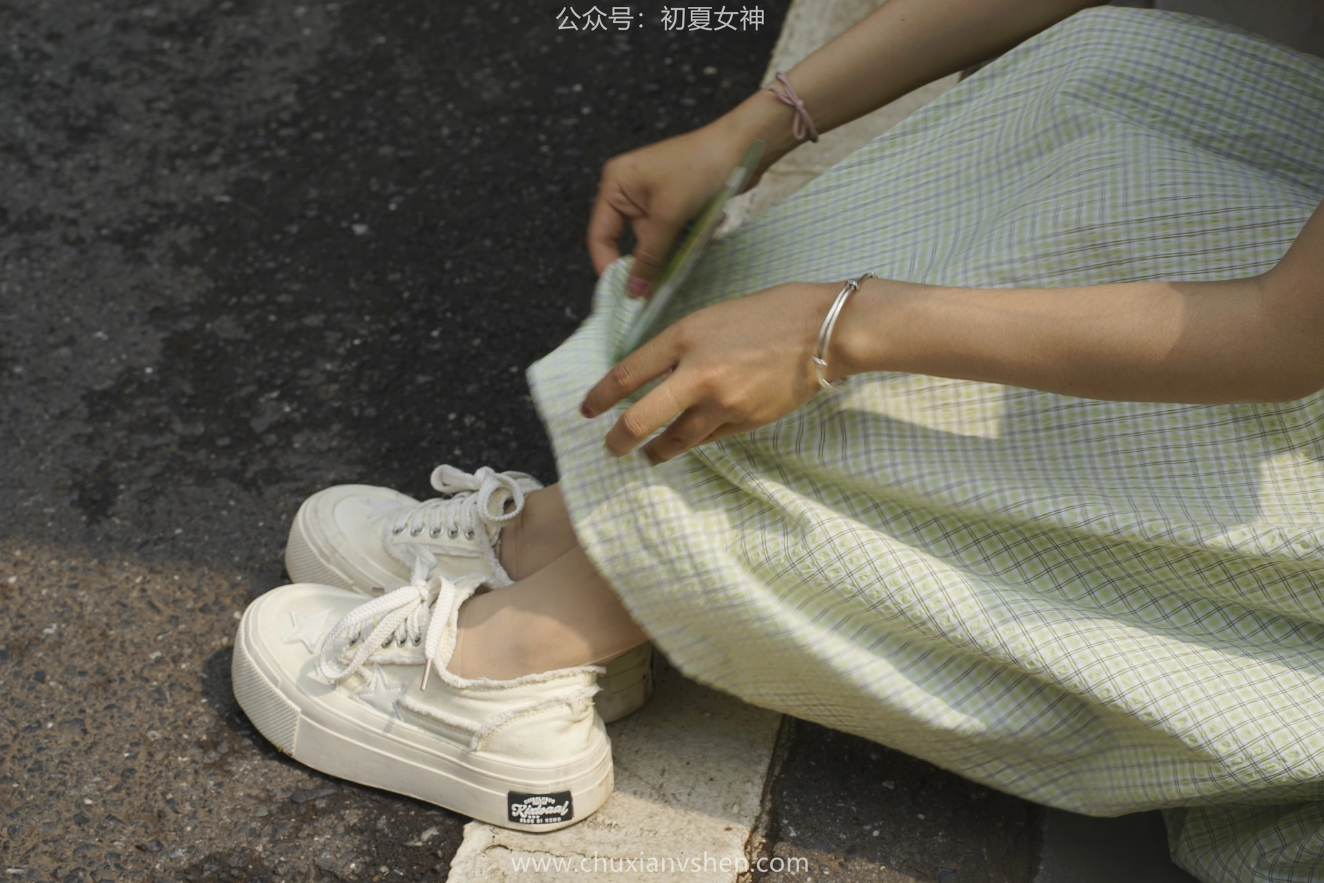 初夏女神 NO.057 点点 糖果女孩[168P+1V／6.45GB]