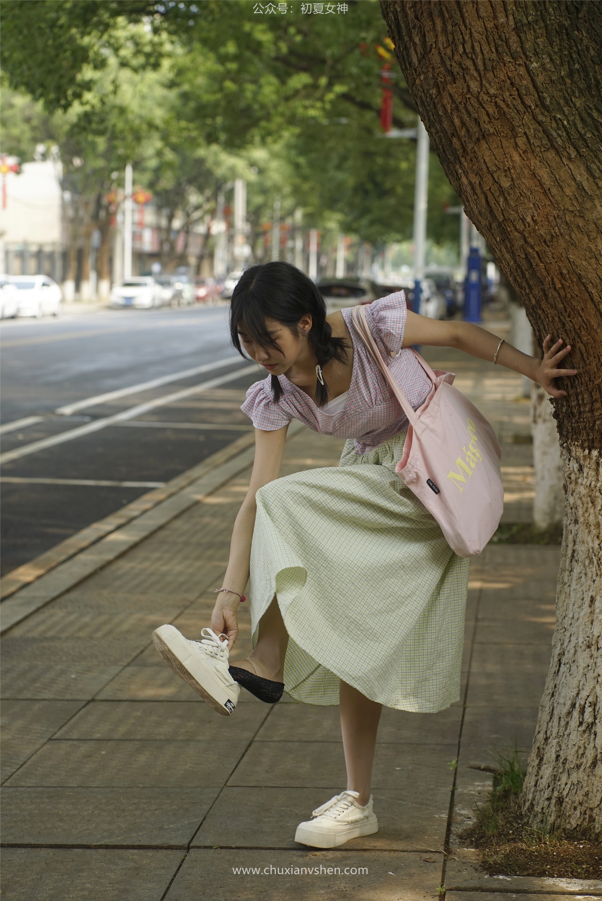 初夏女神 NO.057 点点 糖果女孩[168P+1V／6.45GB]