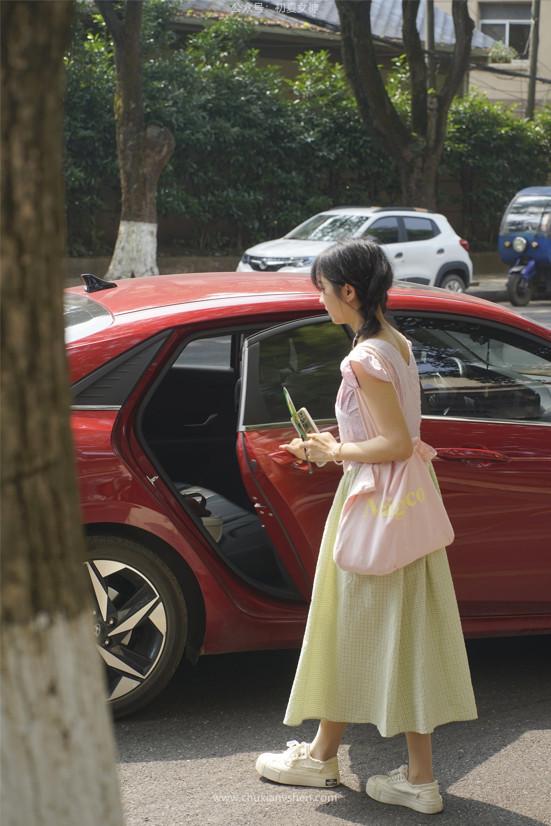 初夏女神 NO.057 点点 糖果女孩[168P+1V／6.45GB]