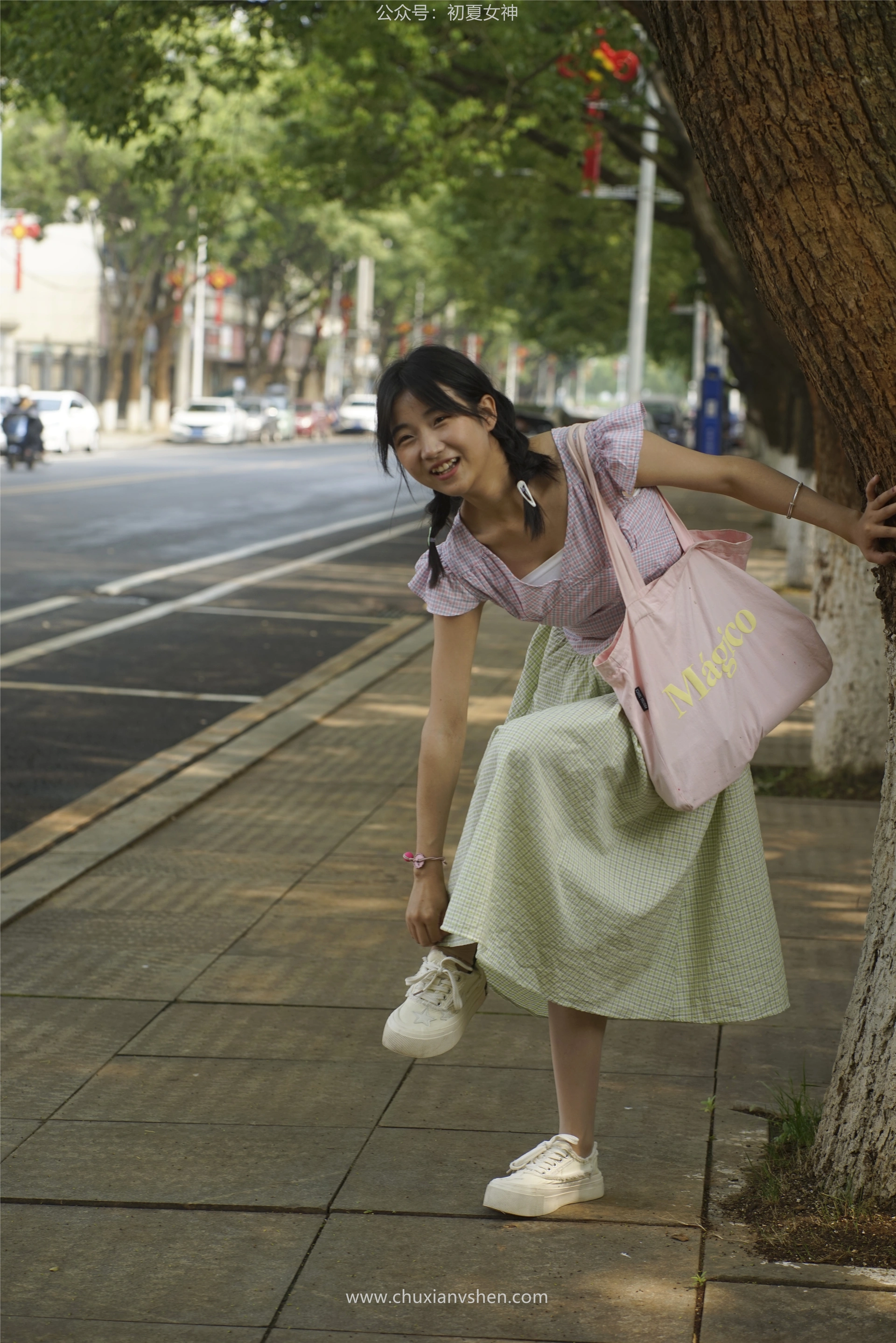 初夏女神 NO.057 点点 糖果女孩[168P+1V／6.45GB]