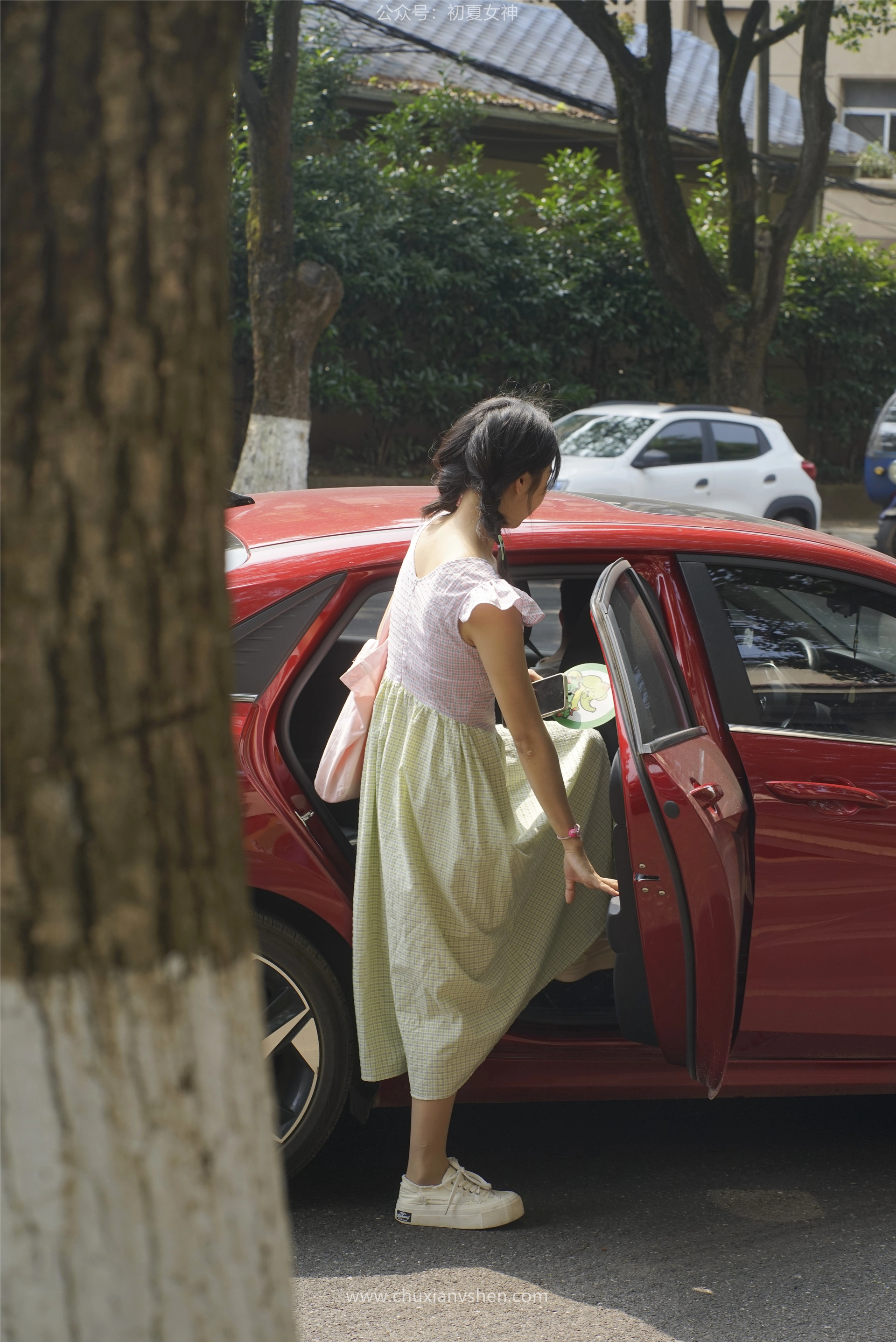 初夏女神 NO.057 点点 糖果女孩[168P+1V／6.45GB]
