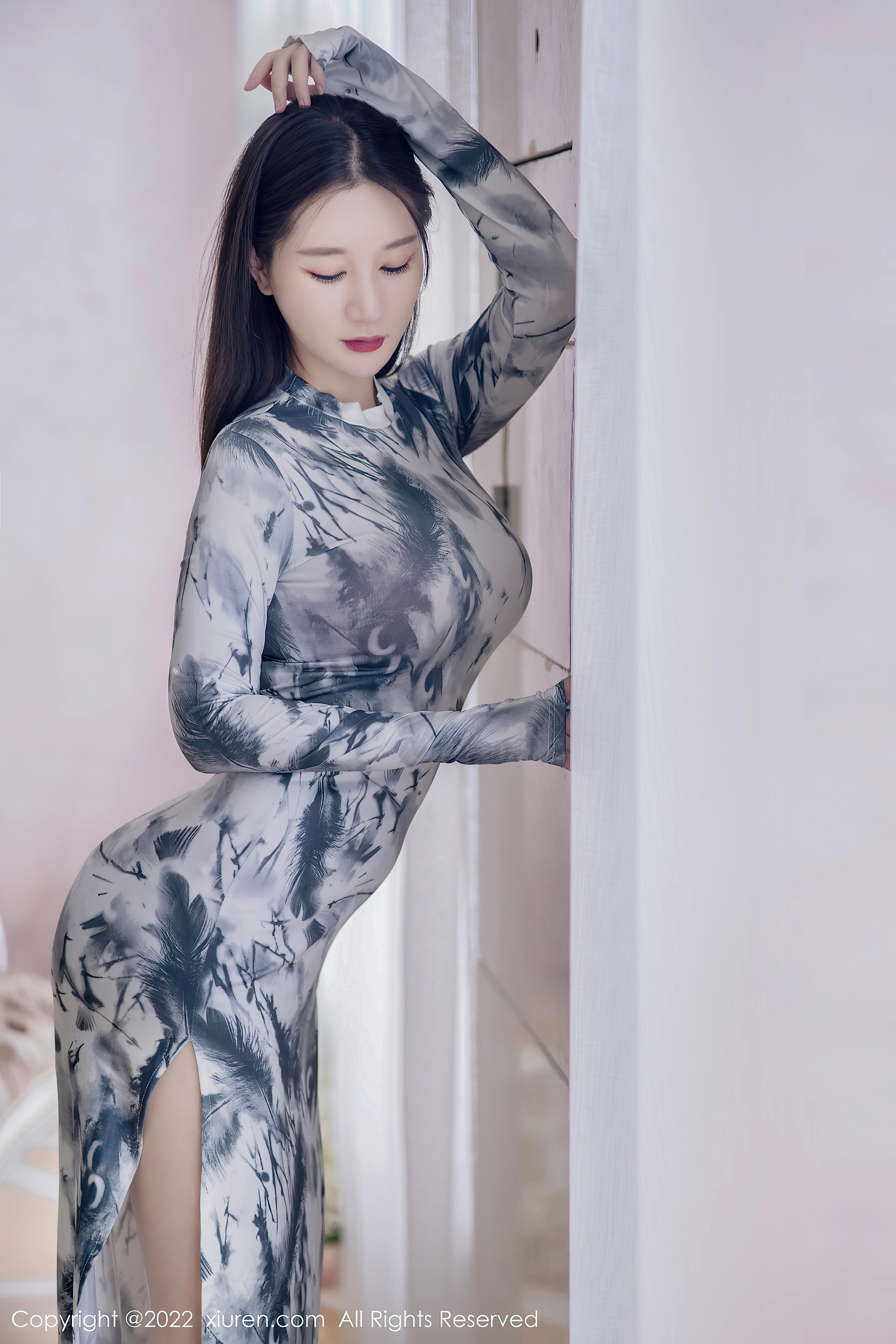 XiuRen秀人网 2022.04.06 No.4823 顾乔楠Cora 丝袜美臀[69+1P 637MB]