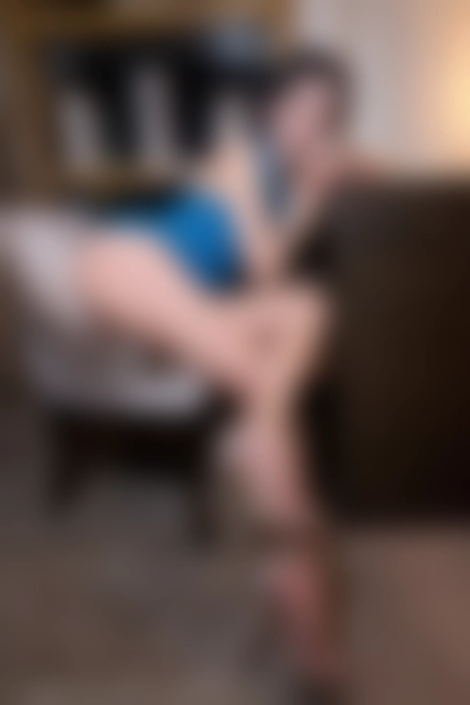XiuRen秀人网 2021.10.13 No.4058 Emily尹菲 丝袜美腿[61+1P／605MB]