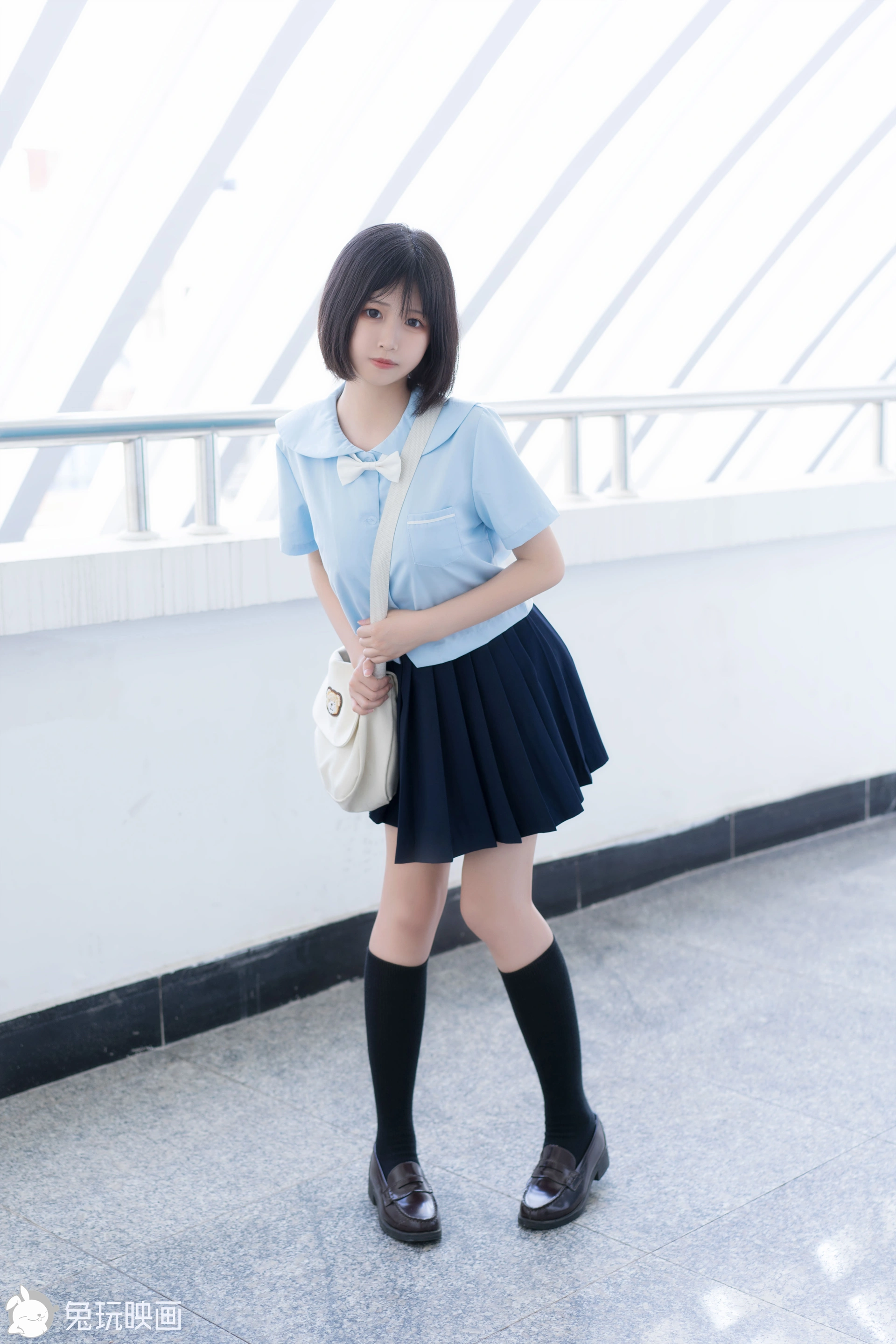 C20.007 绝对领域制服裙 [41P-331MB]