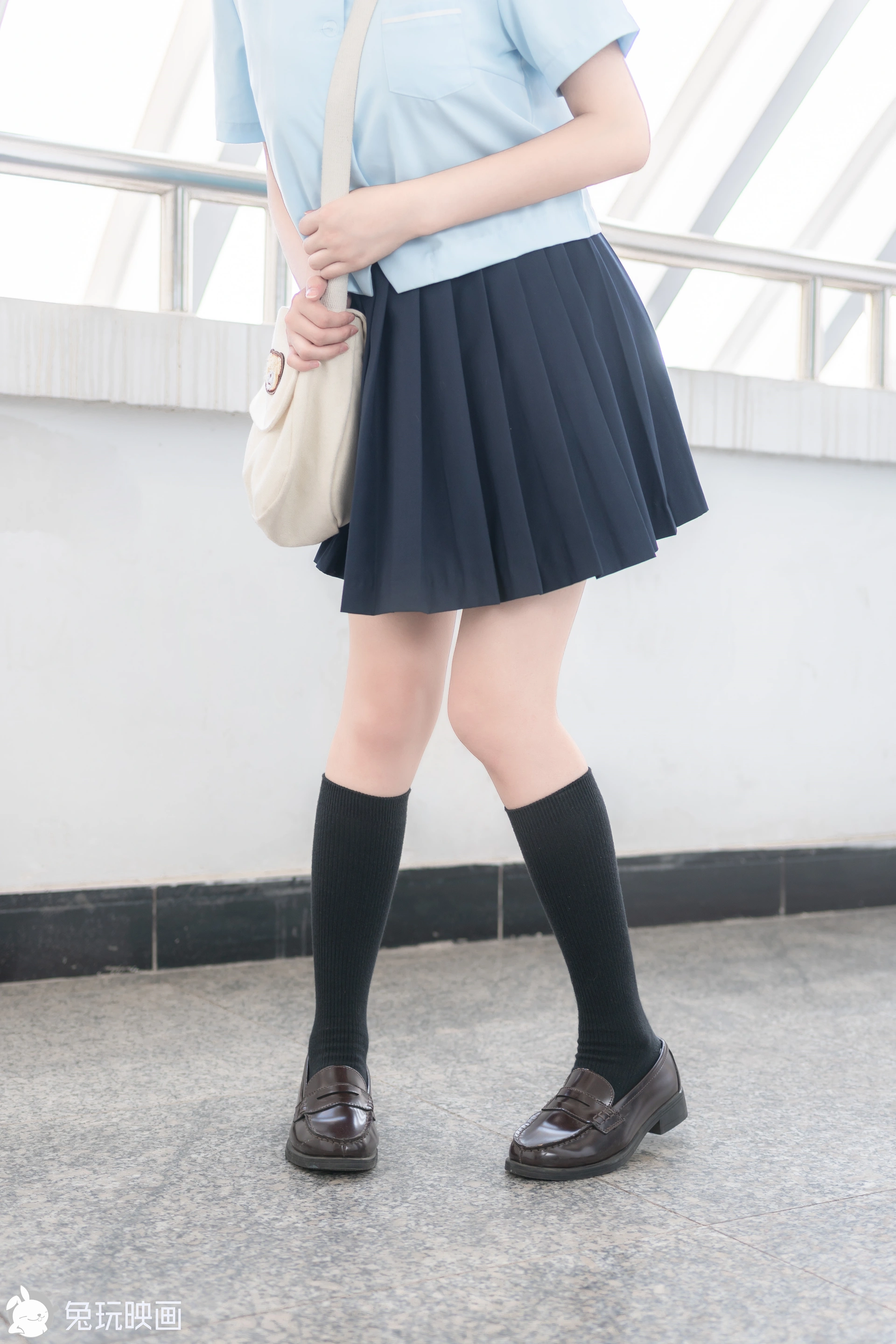 C20.007 绝对领域制服裙 [41P-331MB]