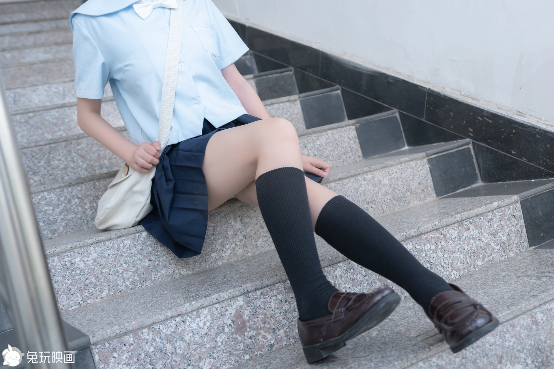 C20.007 绝对领域制服裙 [41P-331MB]