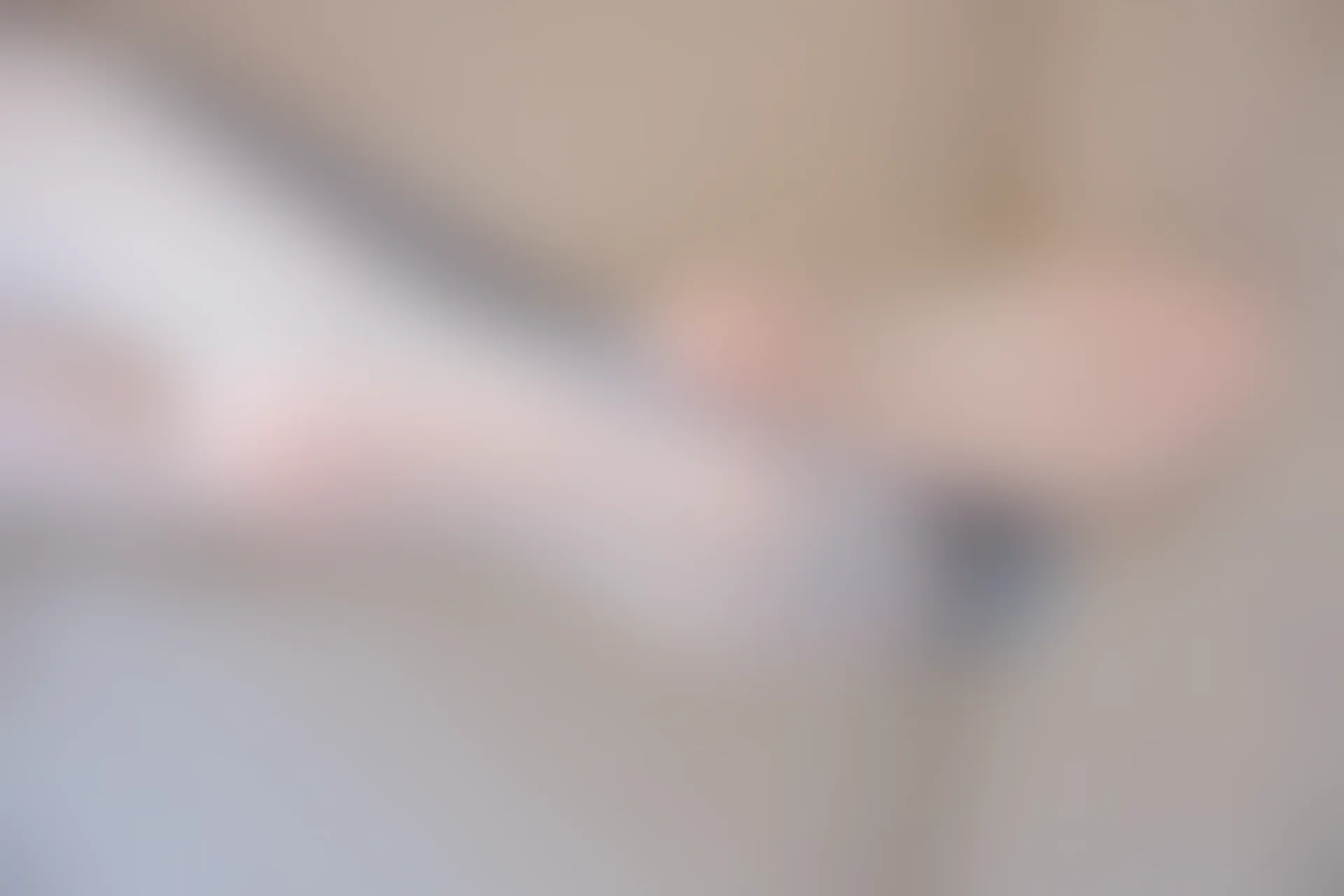 森萝财团 SSR-012 [91P-986M]制服, 森萝财团, 白丝, 美腿