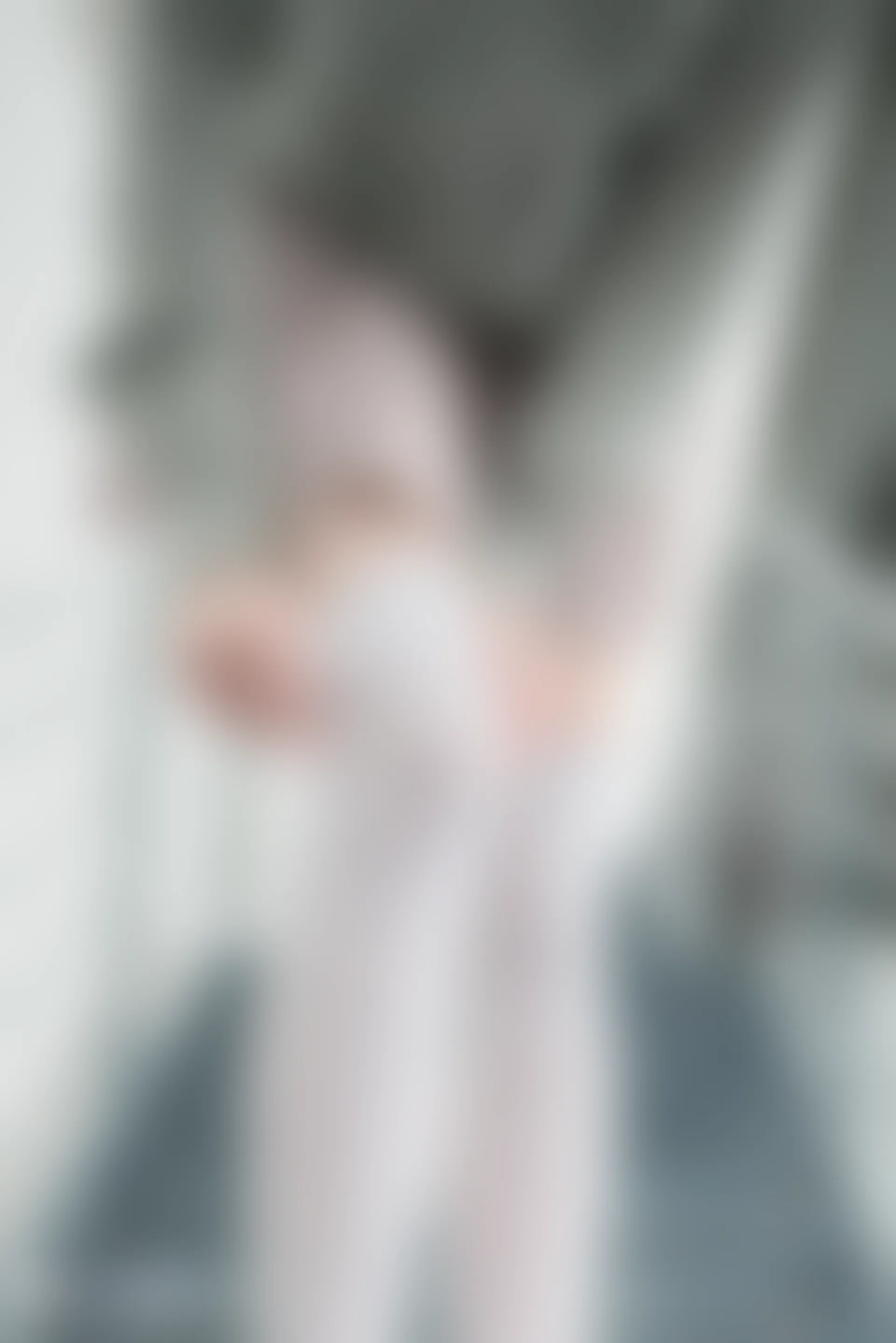 C09.004 楼梯上的萝莉白丝 [42P-102MB]