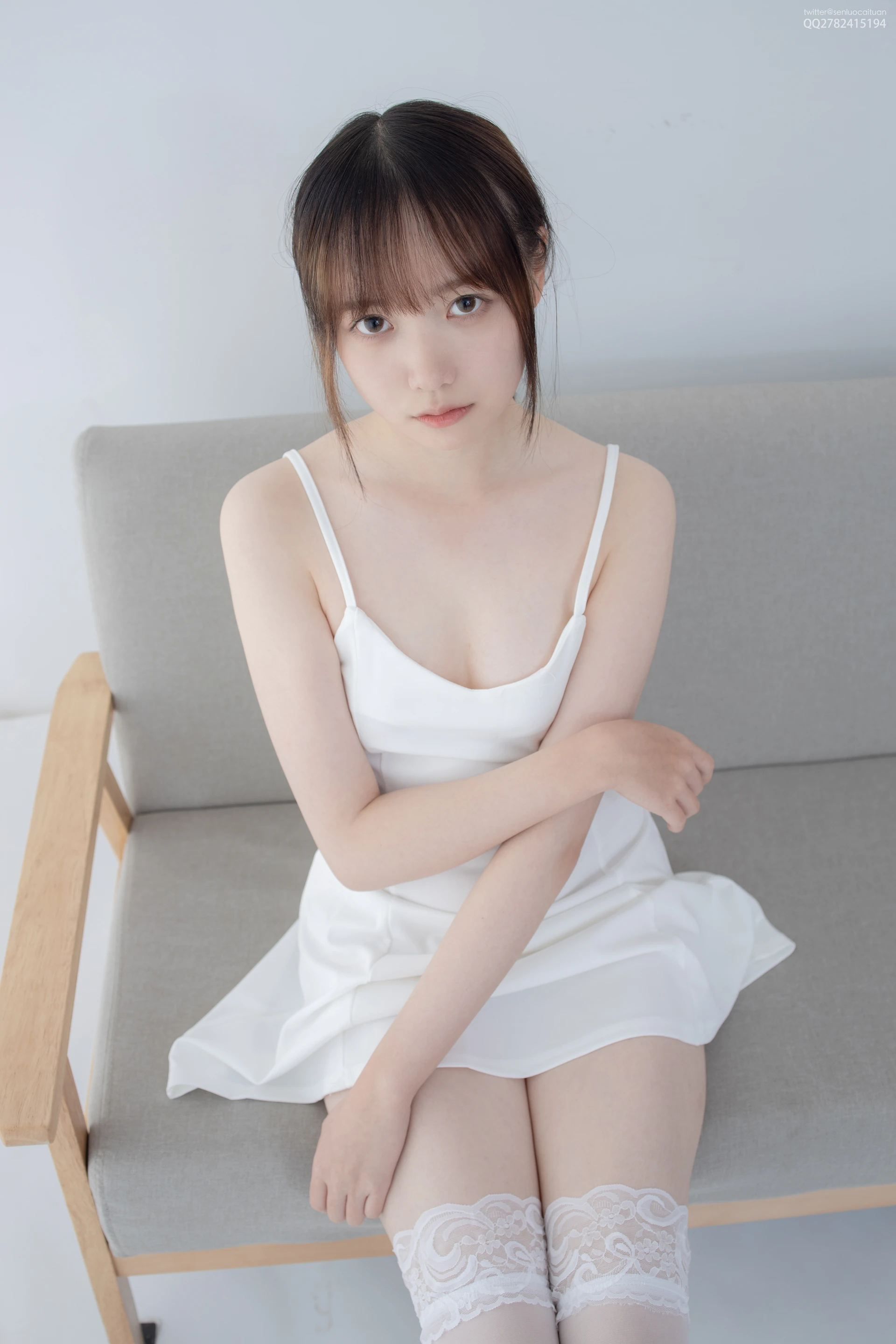 JKFUN-百圆定制 1-5 Aika [34P1V-2.24G]Aika, JKFUN, 可爱, 森萝财团, 白丝, 美腿