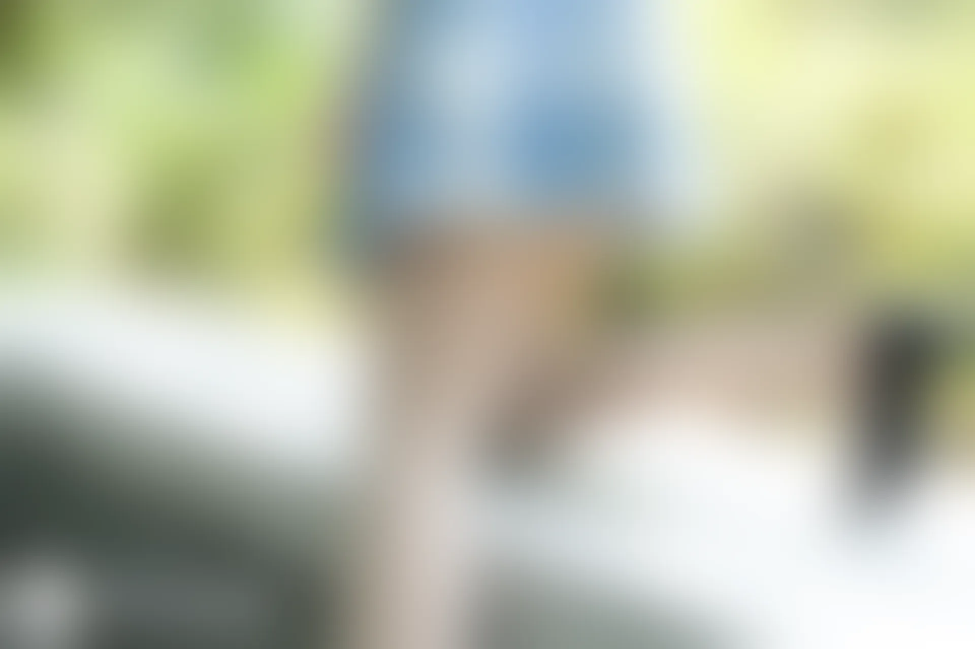 D59.004 兔玩映画 树荫下的制服烧酒 [40P-114MB]
