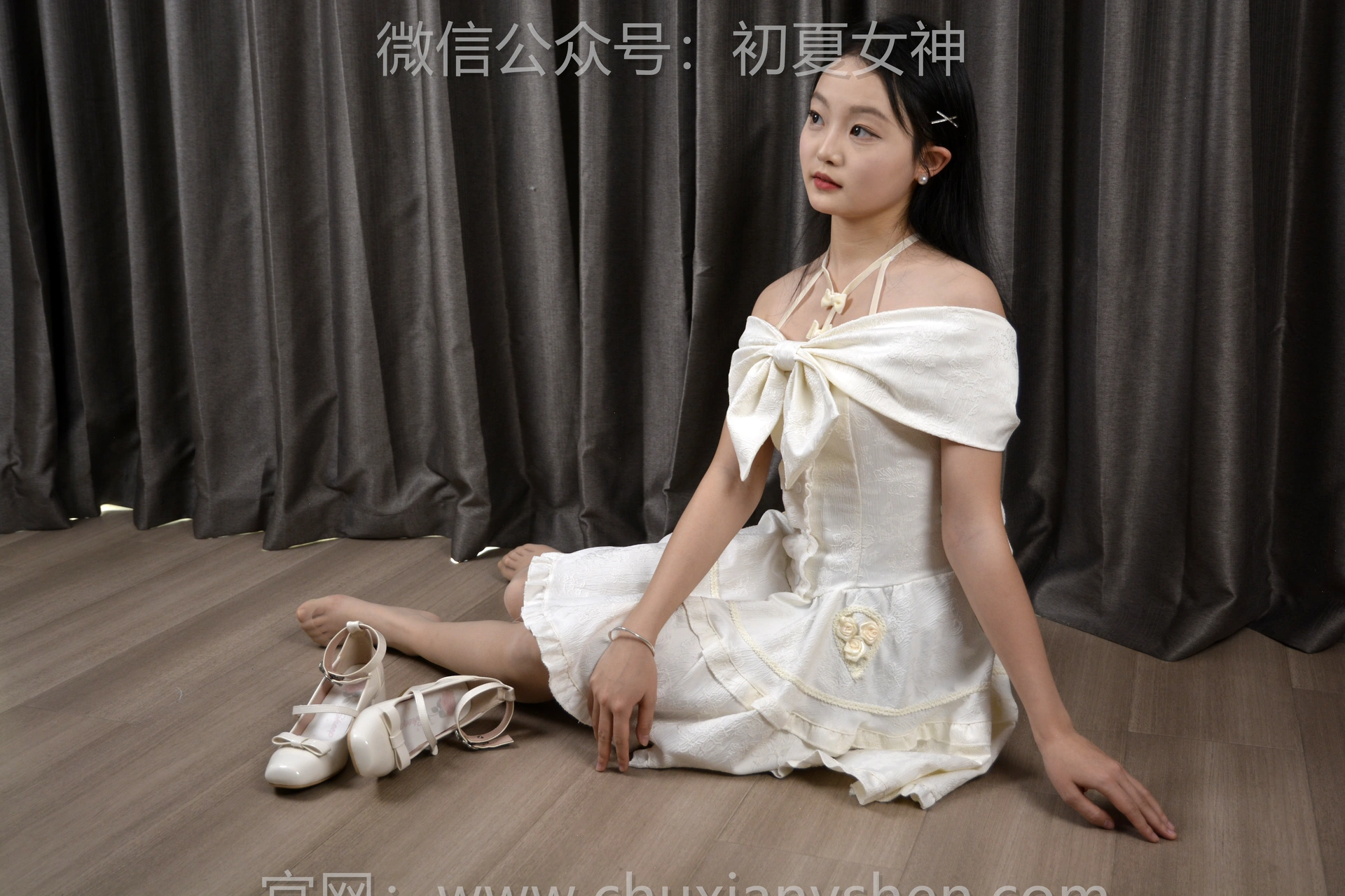 初夏女神 NO.122 双双 公主梦[140P+1V／3.26GB]