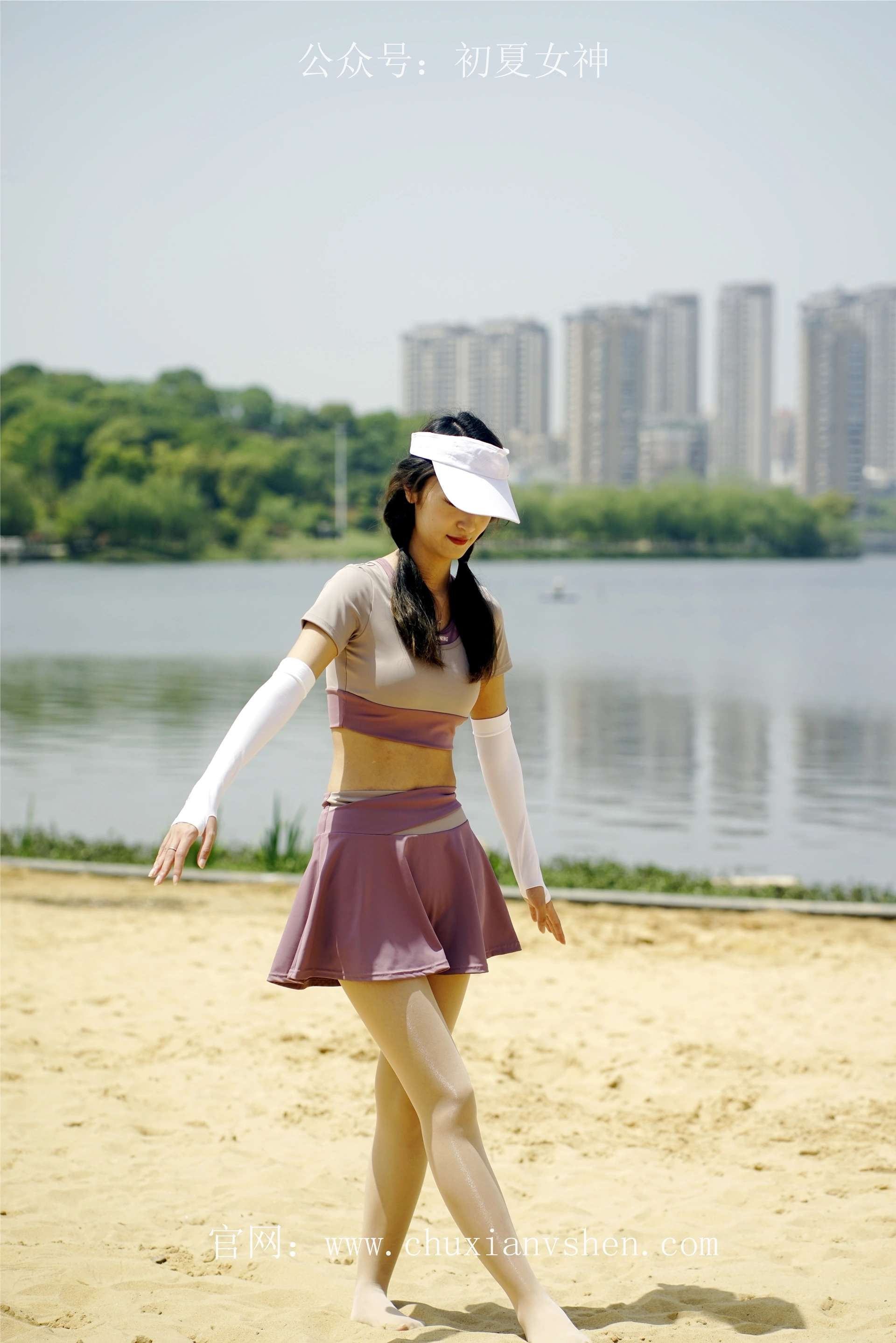 初夏女神 NO.069 依依 邻家女孩-运动篇[131P+1V／4.62GB]
