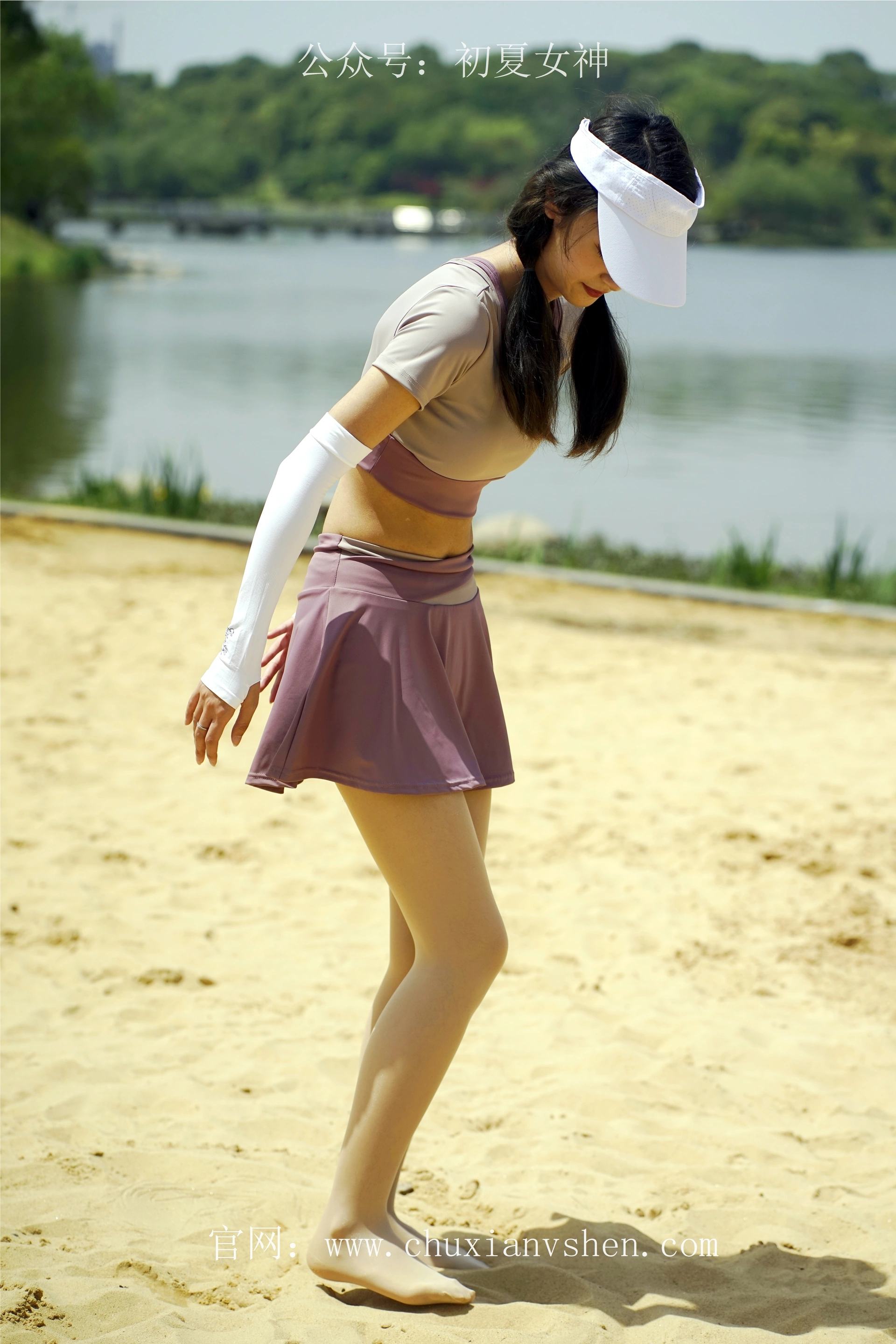 初夏女神 NO.069 依依 邻家女孩-运动篇[131P+1V／4.62GB]