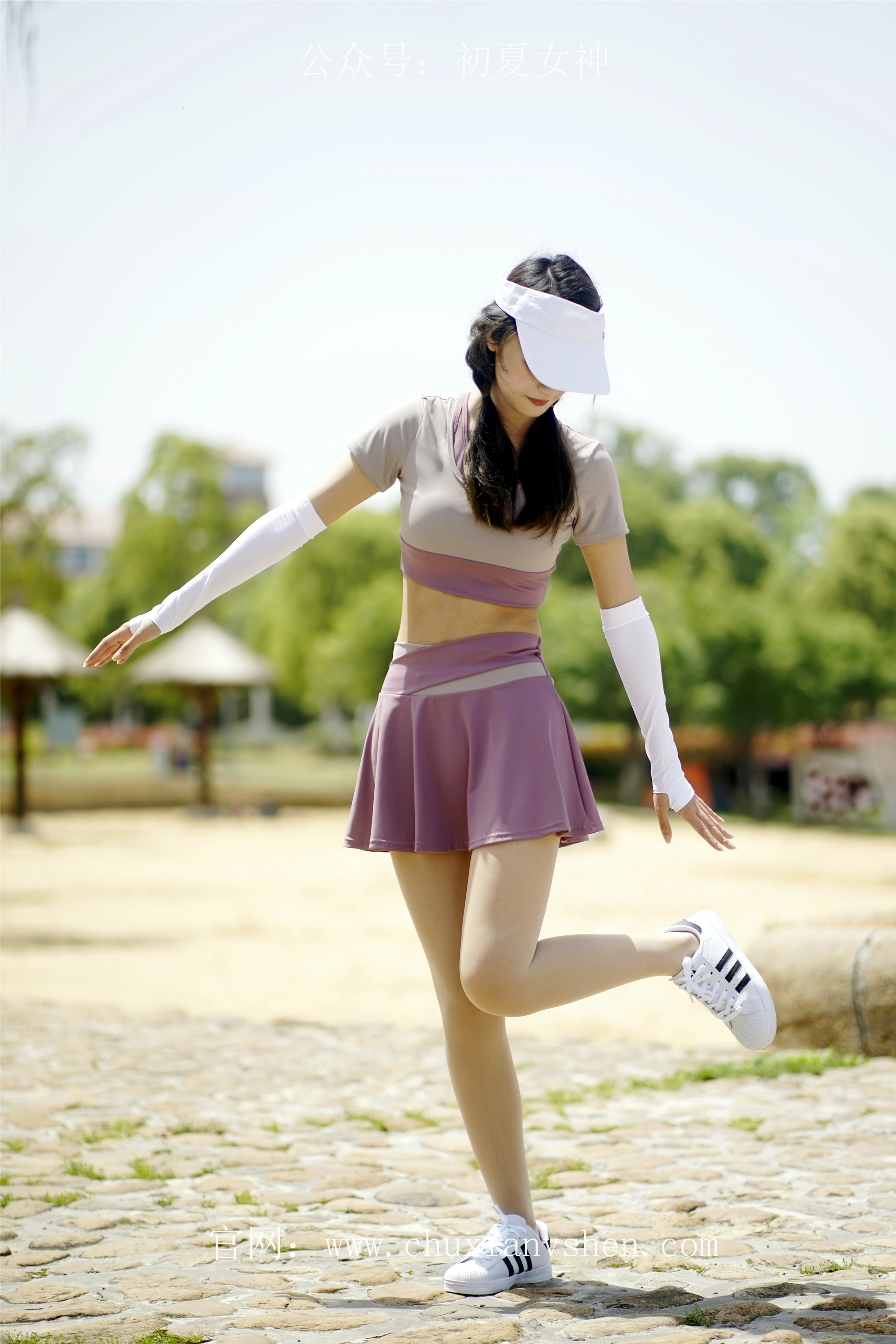 初夏女神 NO.069 依依 邻家女孩-运动篇[131P+1V／4.62GB]