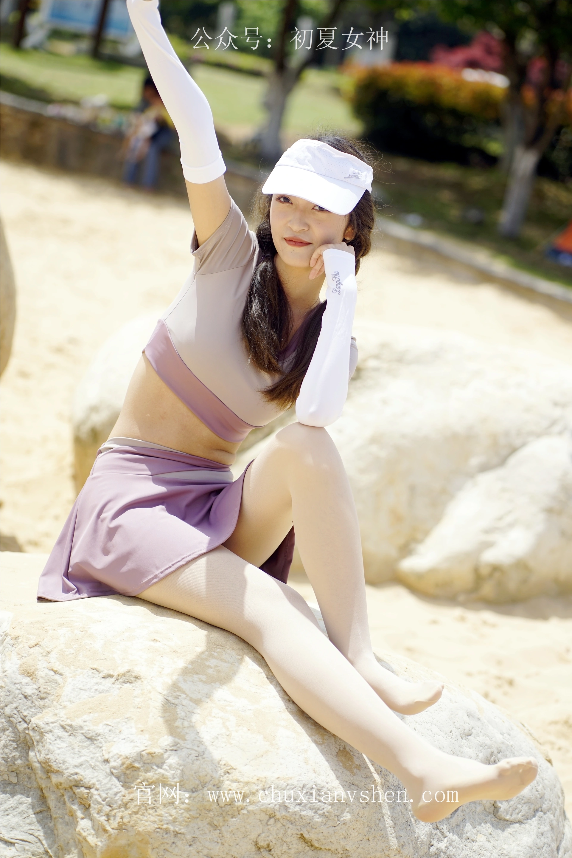 初夏女神 NO.069 依依 邻家女孩-运动篇[131P+1V／4.62GB]