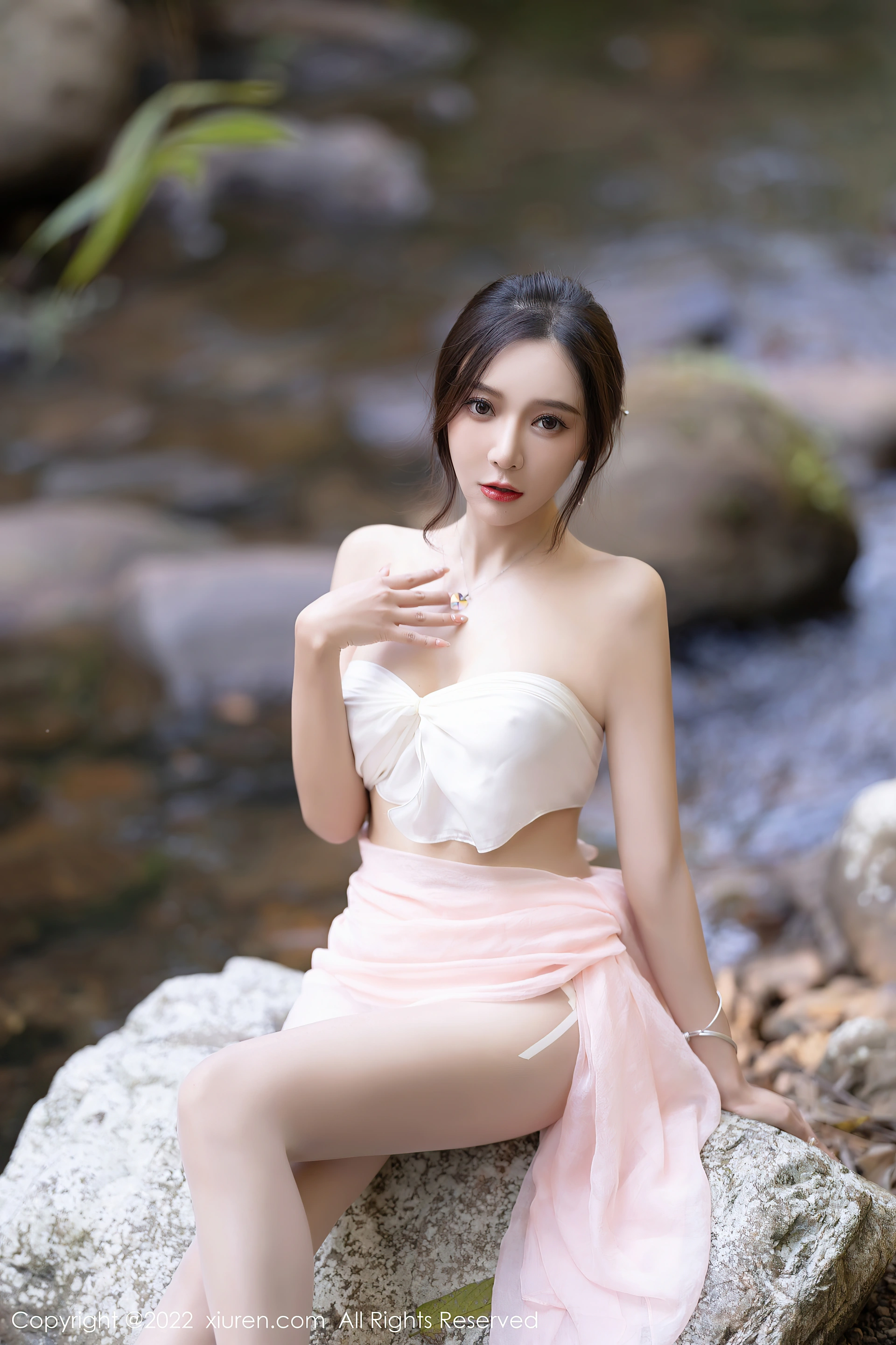 XiuRen秀人网 2022.01.25 No.4511 王馨瑶yanni 性感美腿[62+1P 605MB]