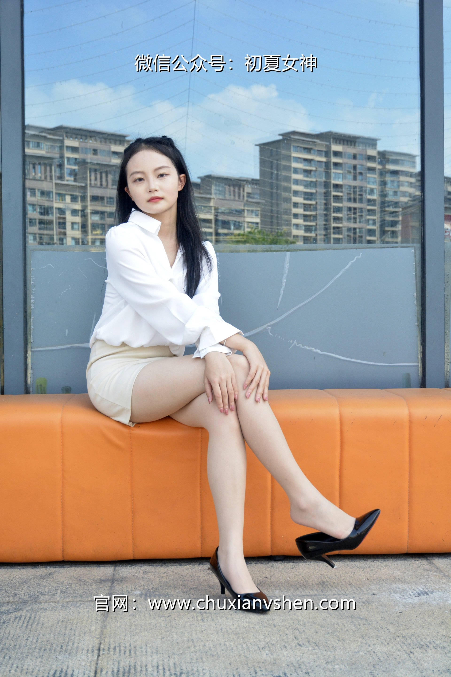 初夏女神 NO.035 双双 职场生涯[140P-1V-5.38G]
