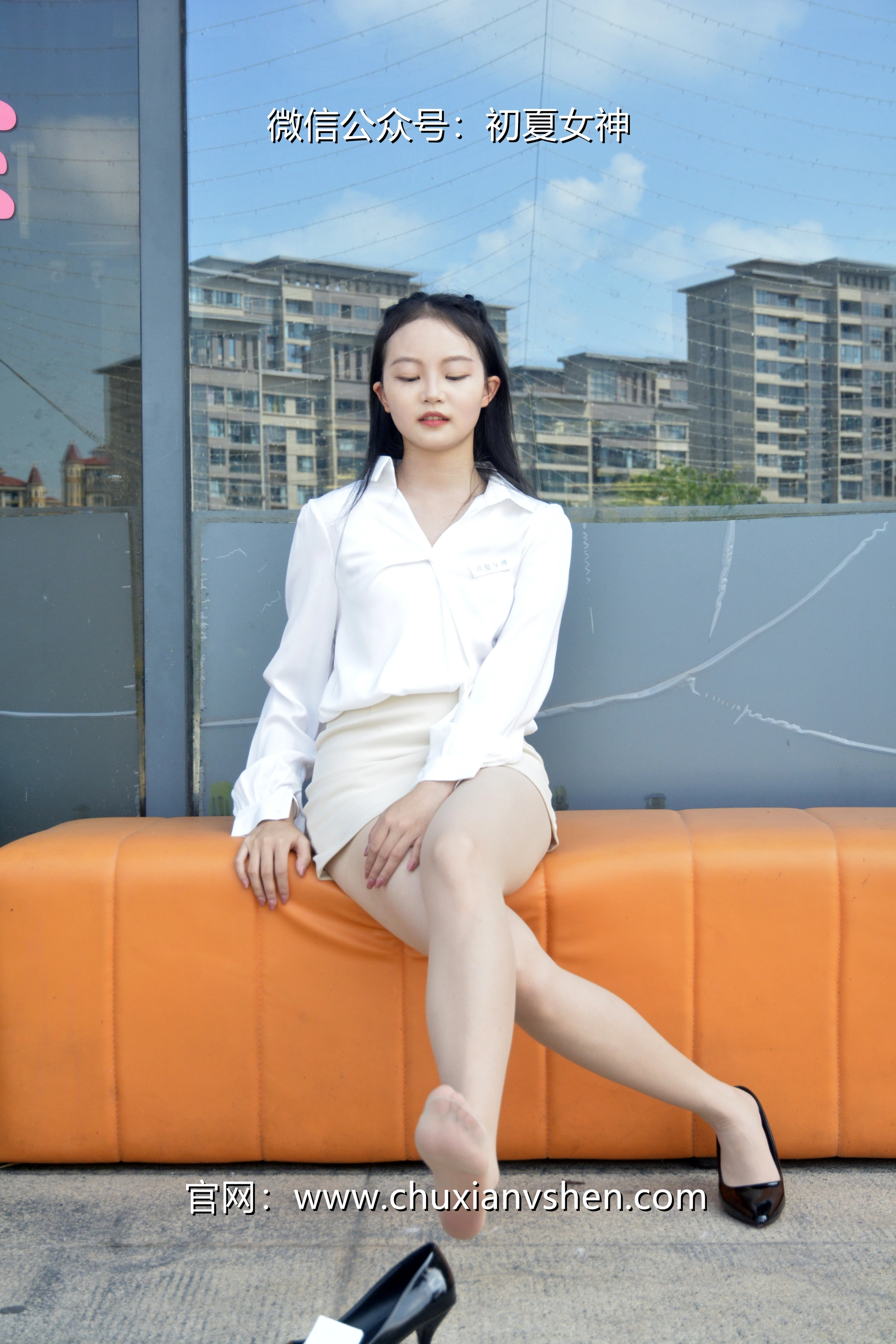 初夏女神 NO.035 双双 职场生涯[140P-1V-5.38G]