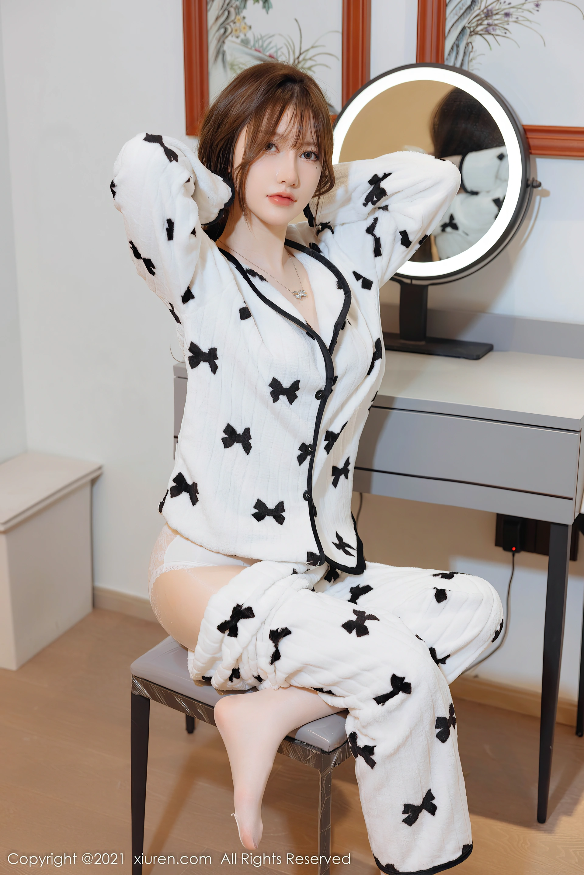 XiuRen秀人网 2021.12.21 No.4365 美桃酱 清纯甜美[81+1P 763MB]