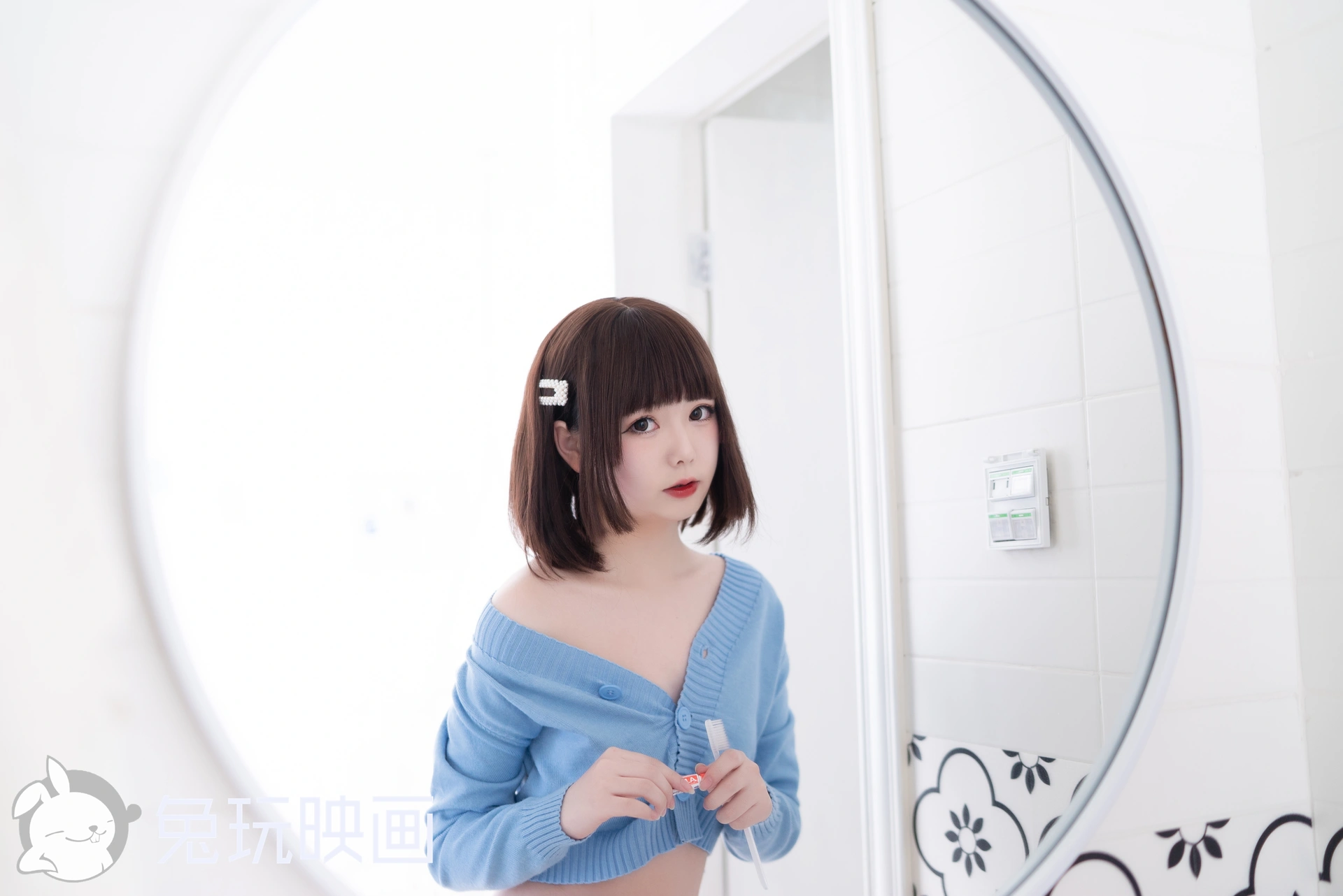 D58.004 兔玩映画 蓝色之夏 [33P-165MB]