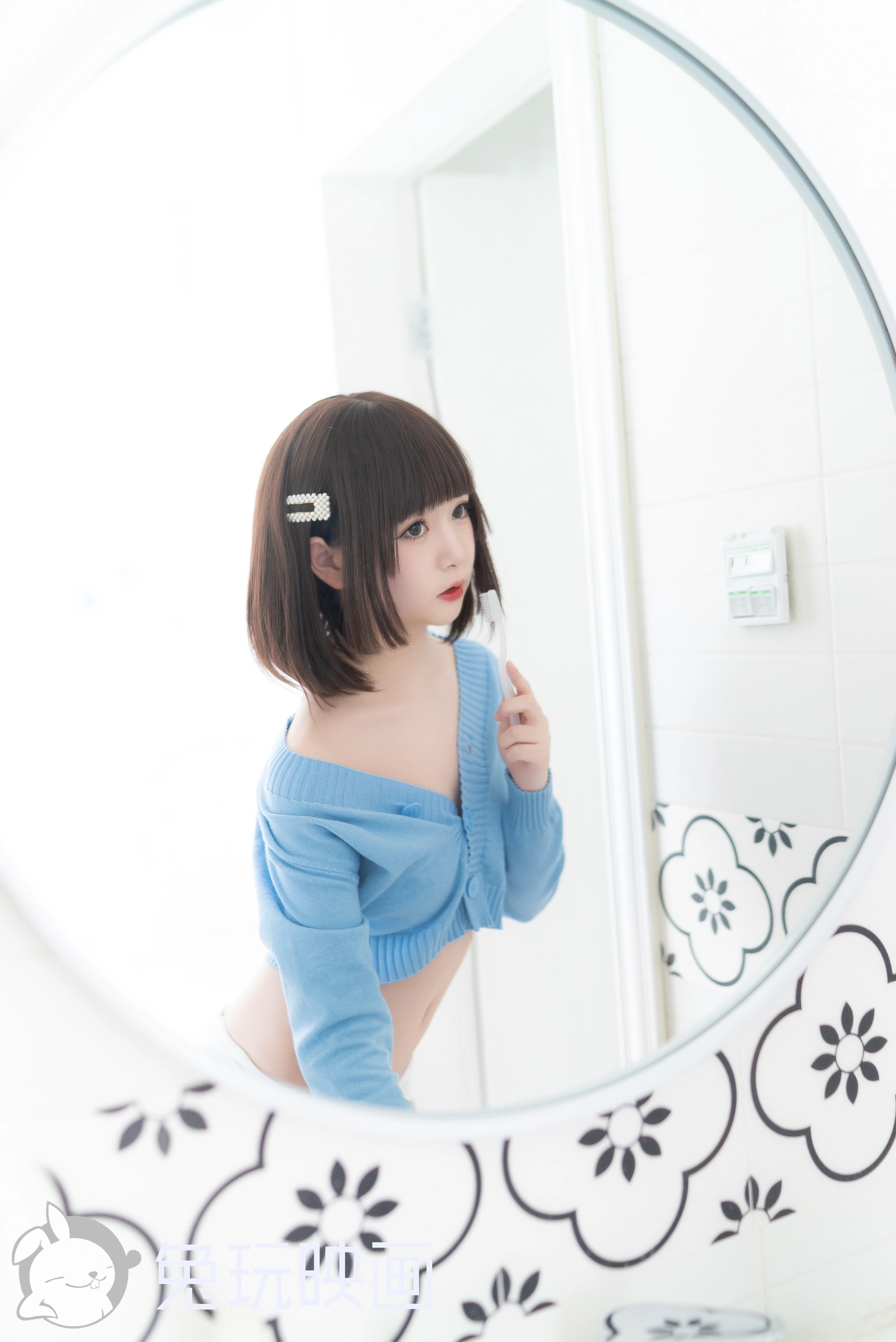 D58.004 兔玩映画 蓝色之夏 [33P-165MB]