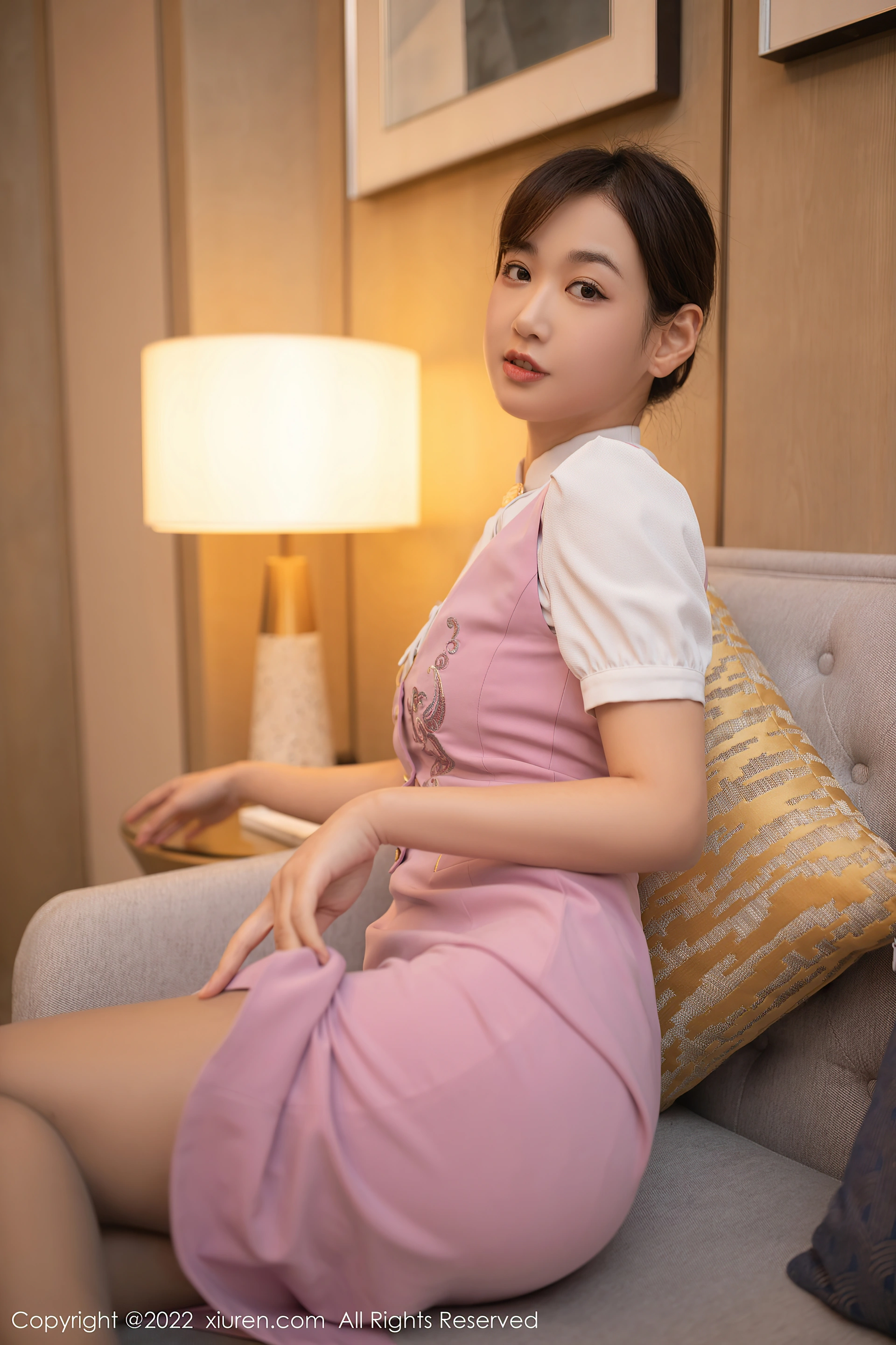 XiuRen秀人网 2022.02.28 No.4647 唐安琪 制服美腿[86+1P 825MB]