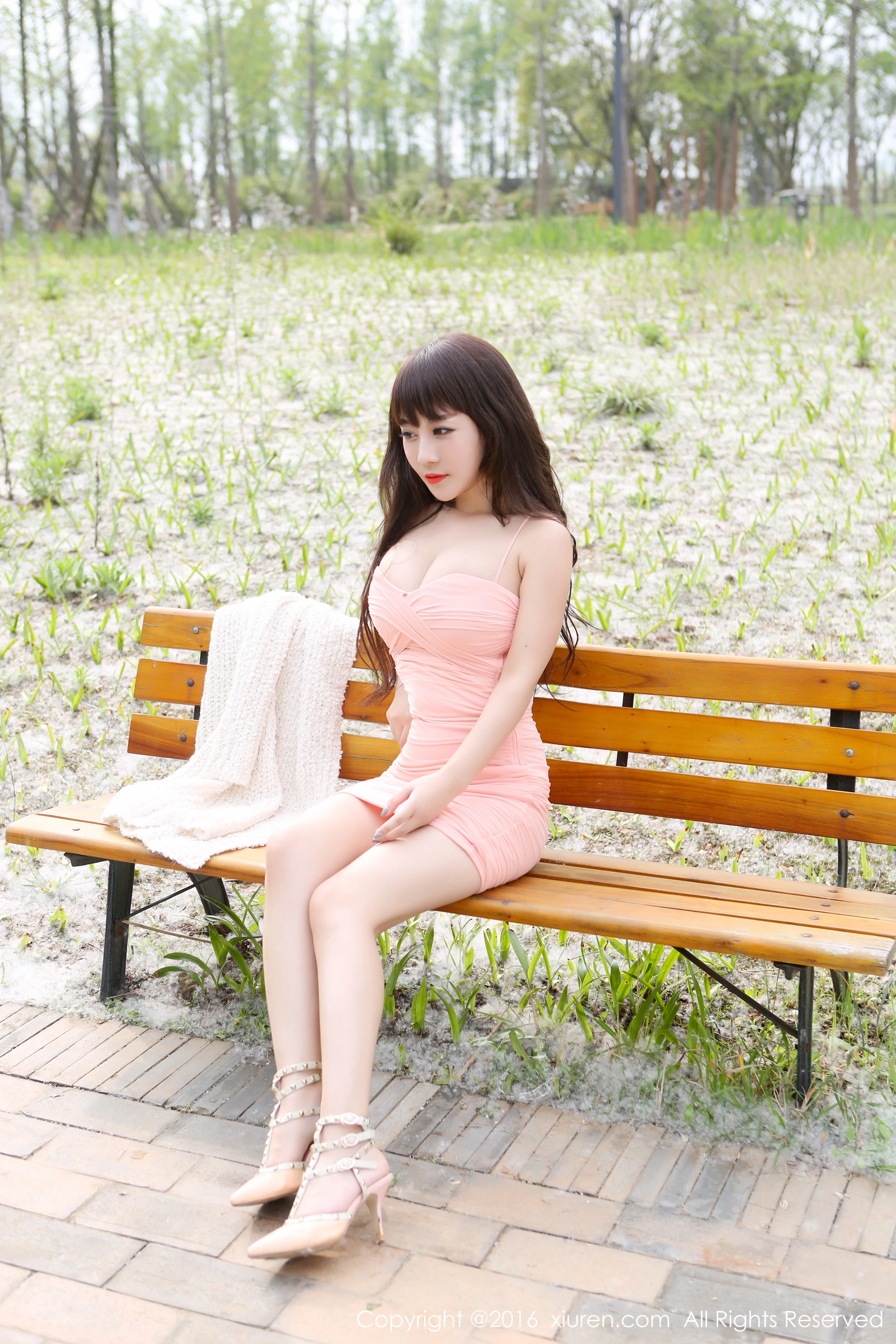 XiuRen秀人网 2016.05.23 No.529 陈巧蓓isabella [55+1P-159M]