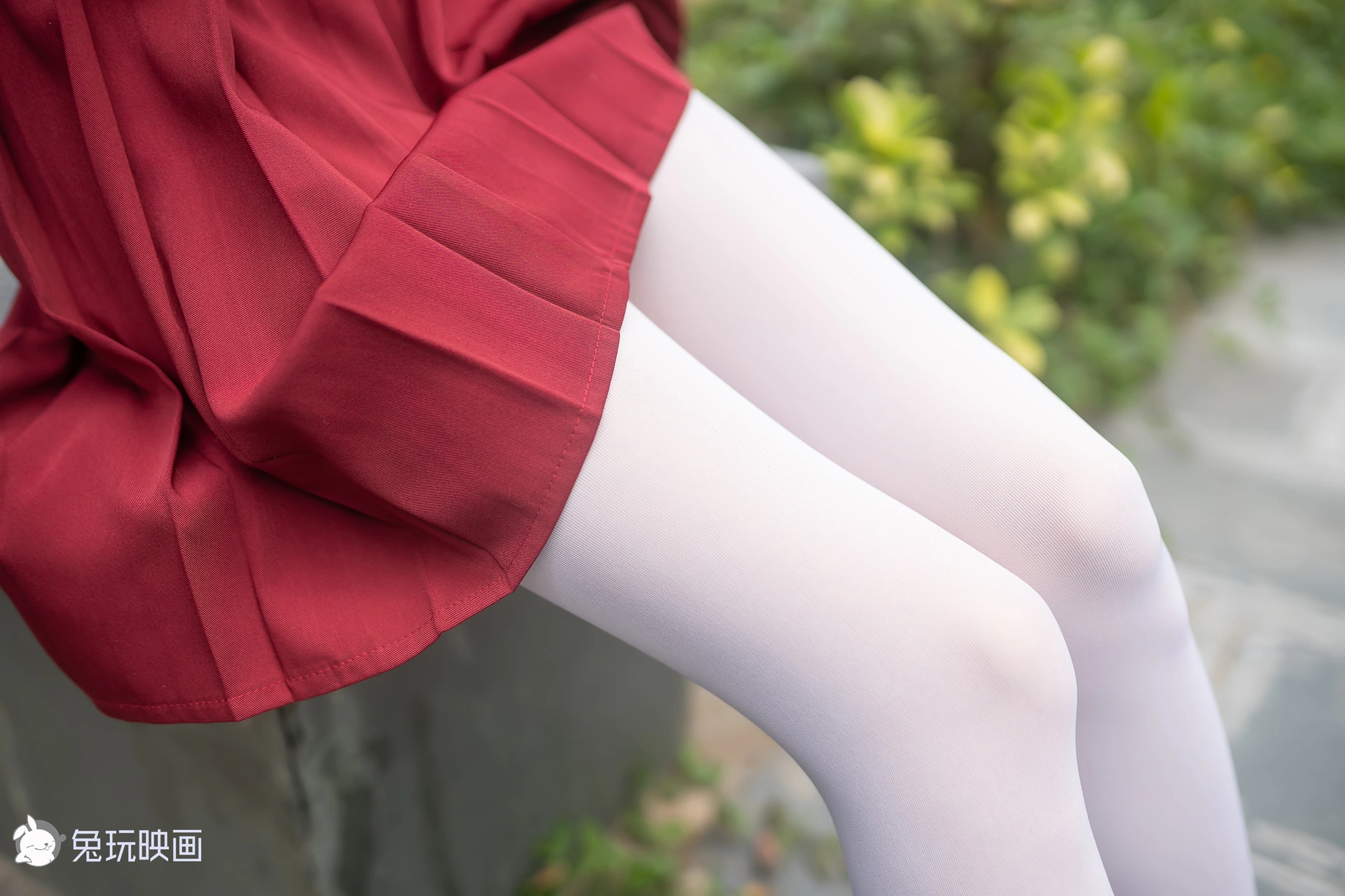 C10.004 萝莉的红裙 [40P-96MB]