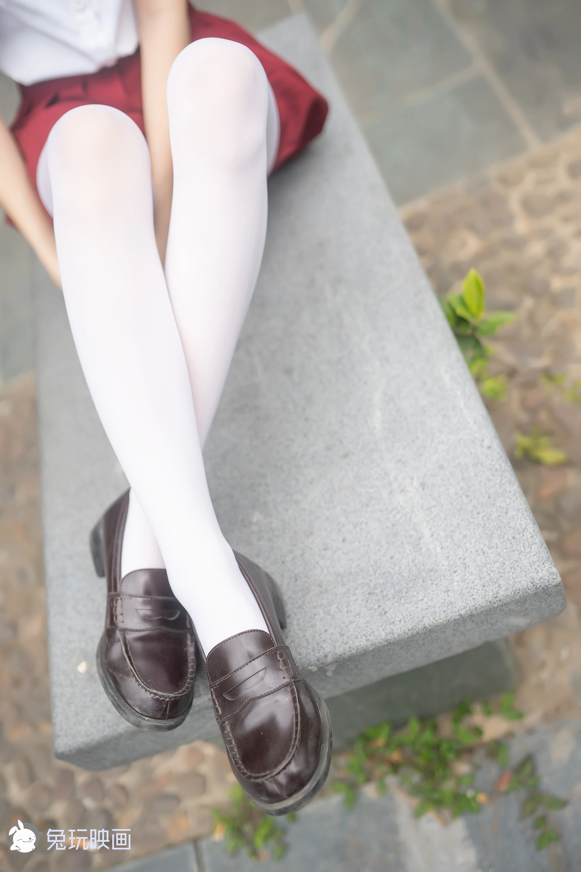 C10.004 萝莉的红裙 [40P-96MB]