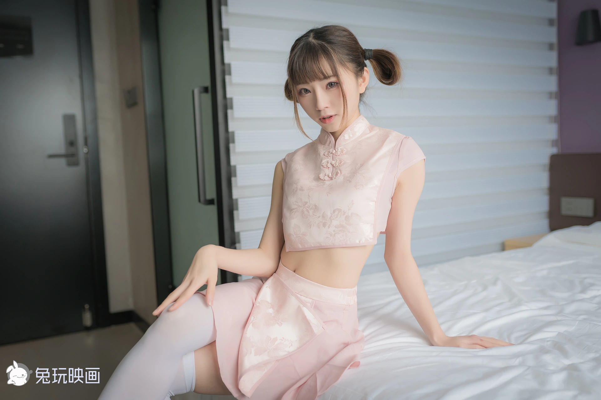 VOL.032 粉色团子 [41P-144MB]
