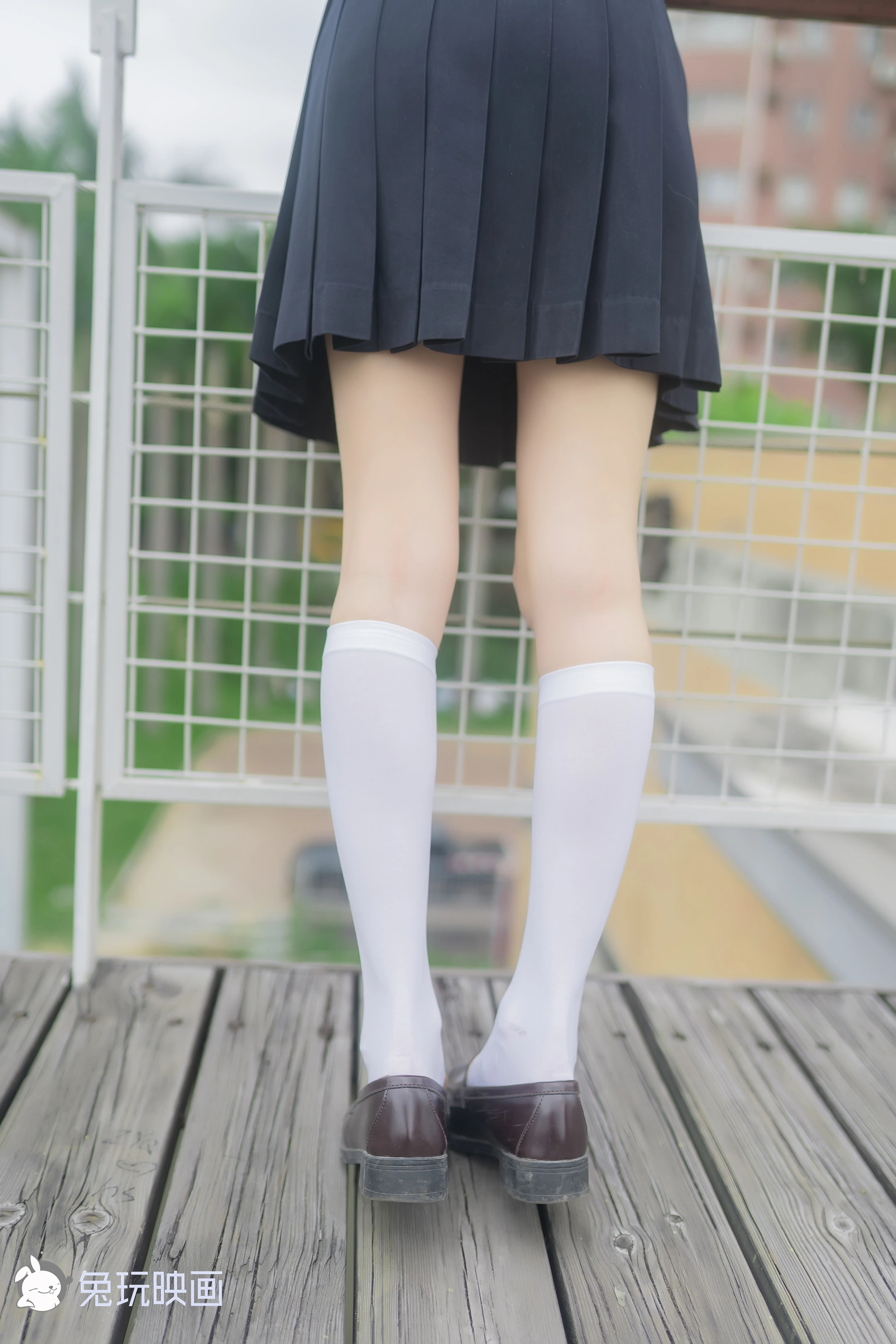 C11.007 阴天里的白丝 [40P-86MB]