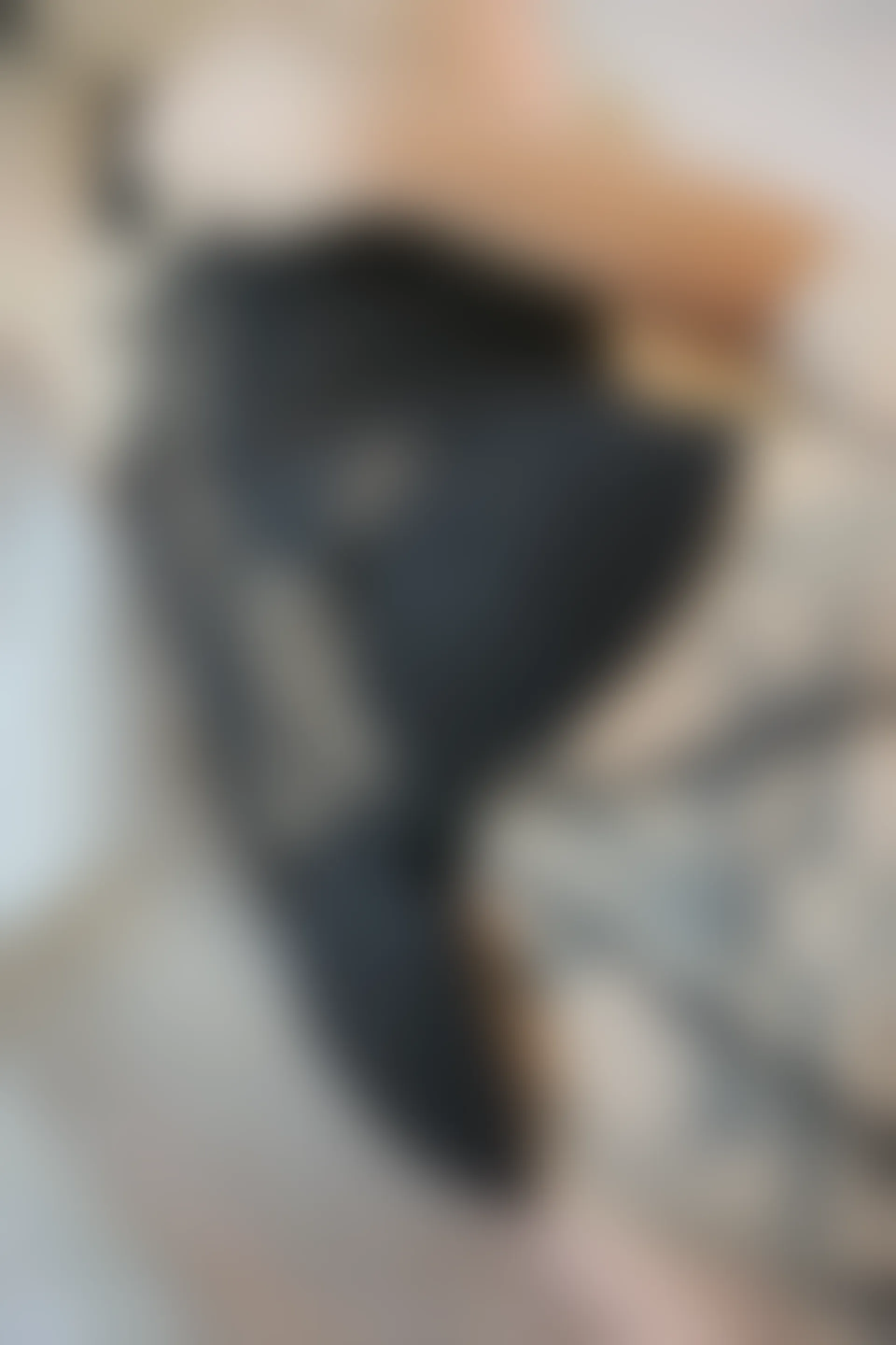 XiuRen秀人网 2022.03.10 No.4700 奶瓶. 黑丝美腿[75+1P 737MB]