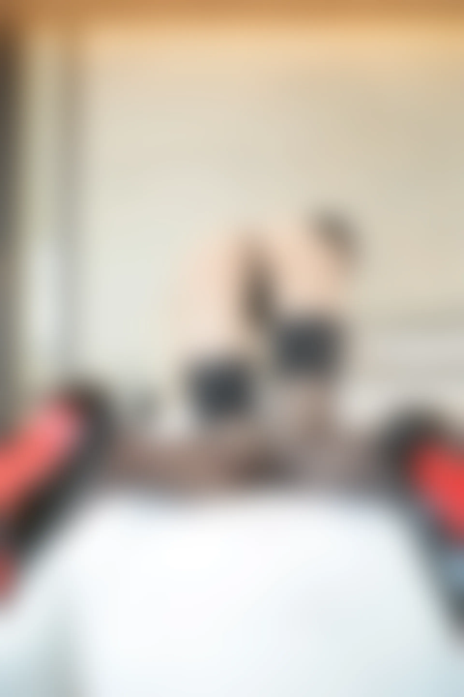 XiuRen秀人网 2022.03.10 No.4700 奶瓶. 黑丝美腿[75+1P 737MB]