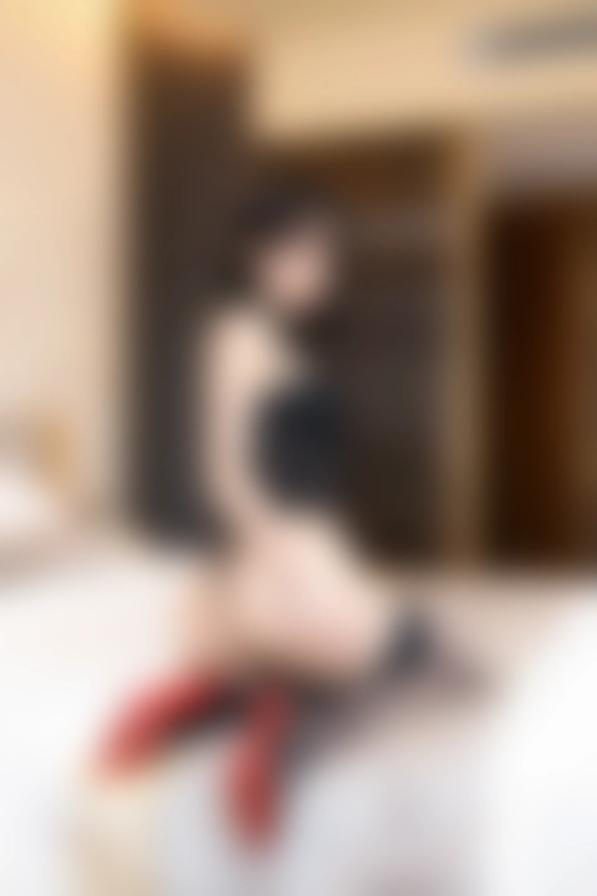XiuRen秀人网 2022.03.10 No.4700 奶瓶. 黑丝美腿[75+1P 737MB]