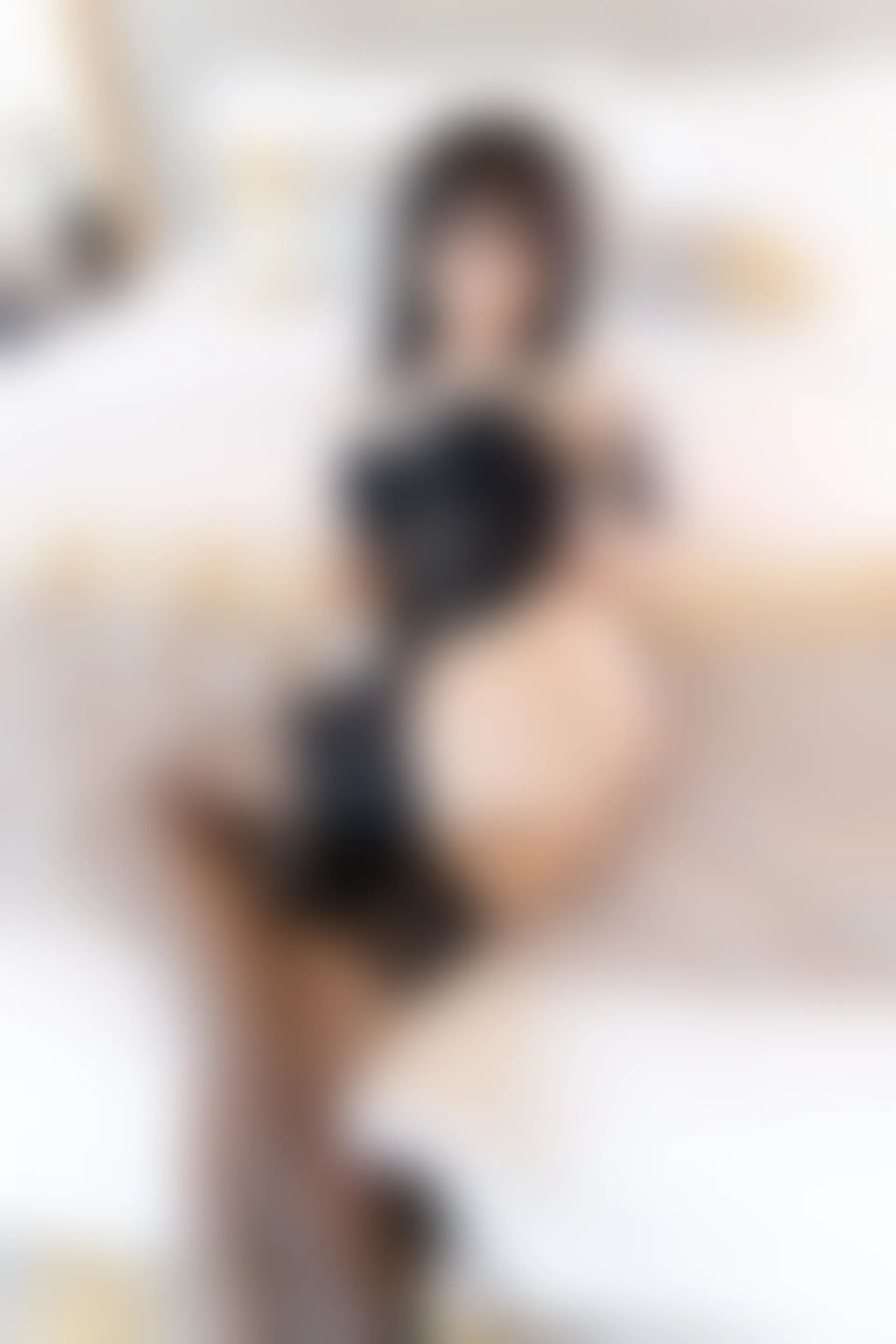 XiuRen秀人网 2022.03.10 No.4700 奶瓶. 黑丝美腿[75+1P 737MB]