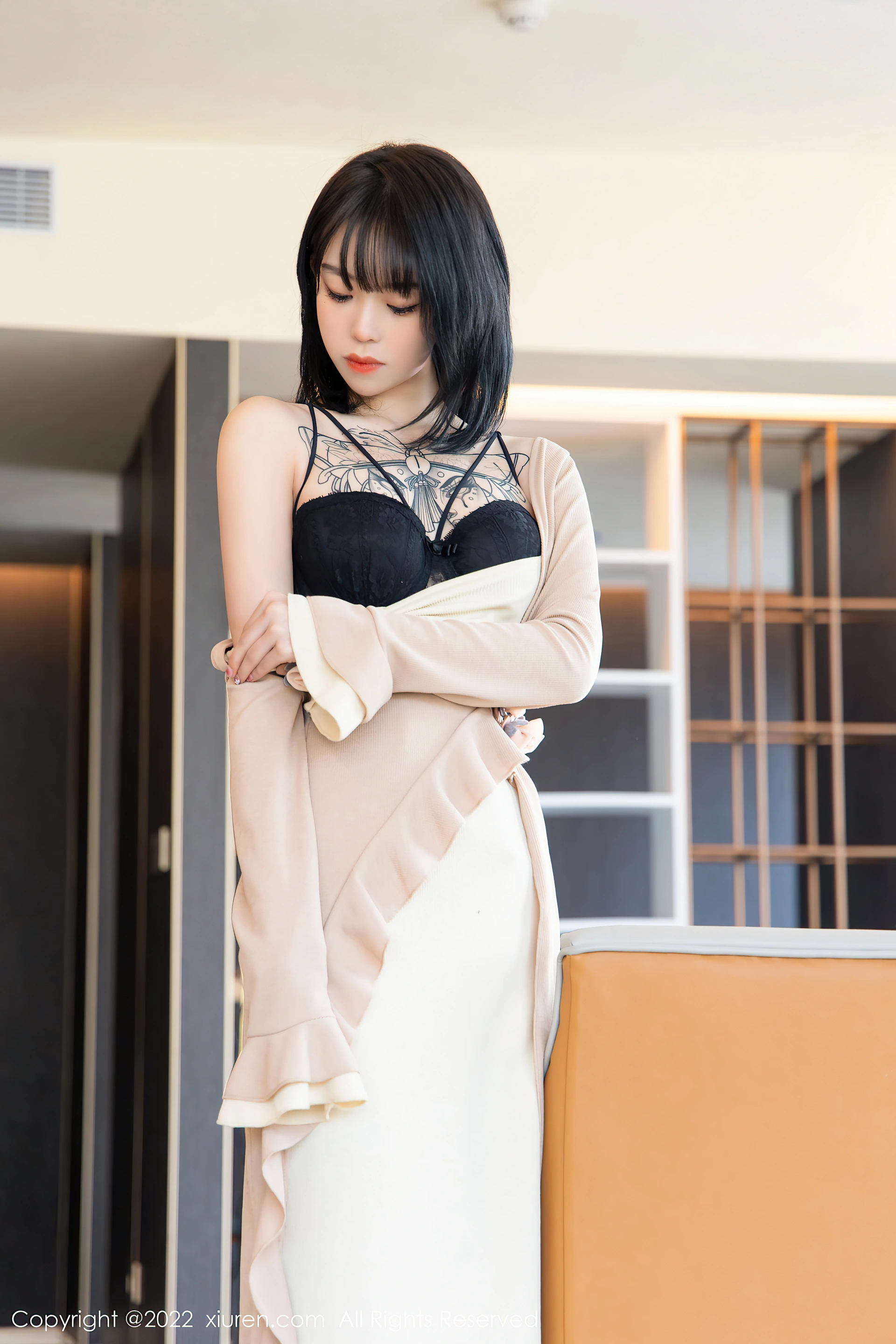 XiuRen秀人网 2022.03.10 No.4700 奶瓶. 黑丝美腿[75+1P 737MB]