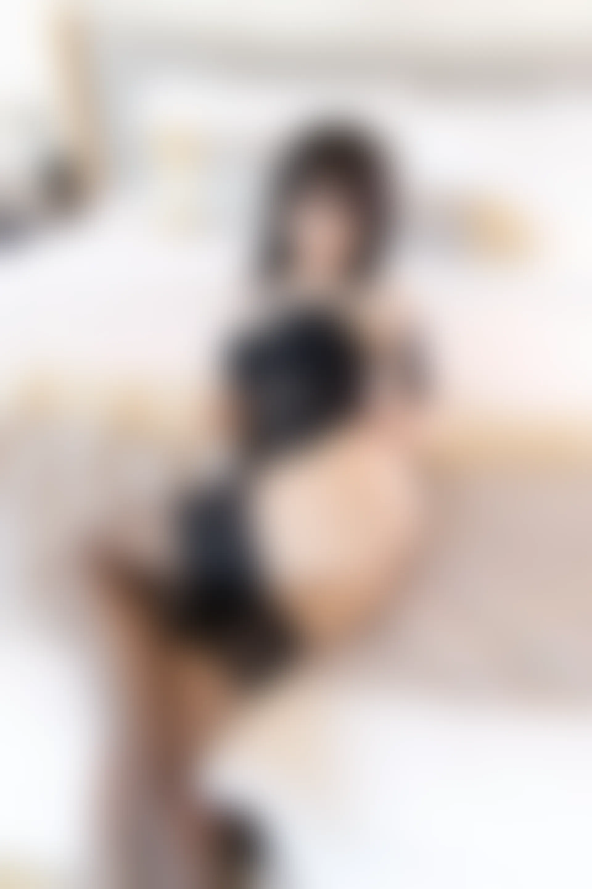 XiuRen秀人网 2022.03.10 No.4700 奶瓶. 黑丝美腿[75+1P 737MB]