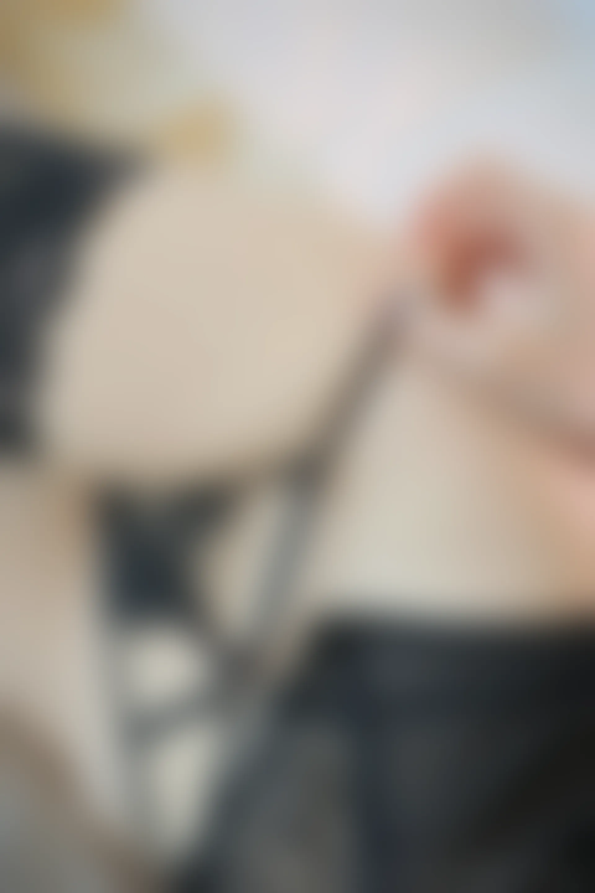 XiuRen秀人网 2022.03.10 No.4700 奶瓶. 黑丝美腿[75+1P 737MB]
