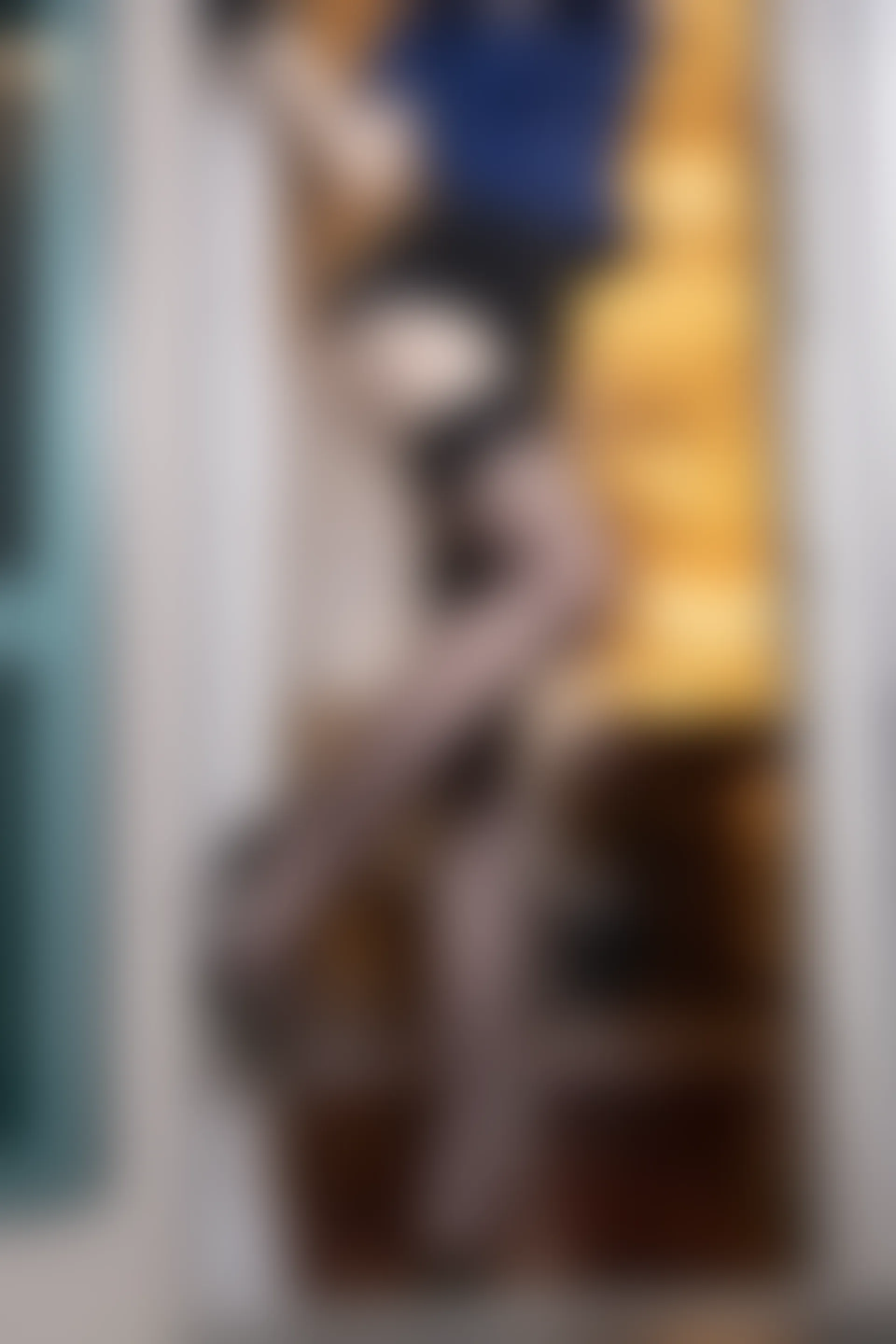 XiuRen秀人网 2022.02.25 No.4638 芝芝Booty 美腿黑丝[77+1P 765MB]