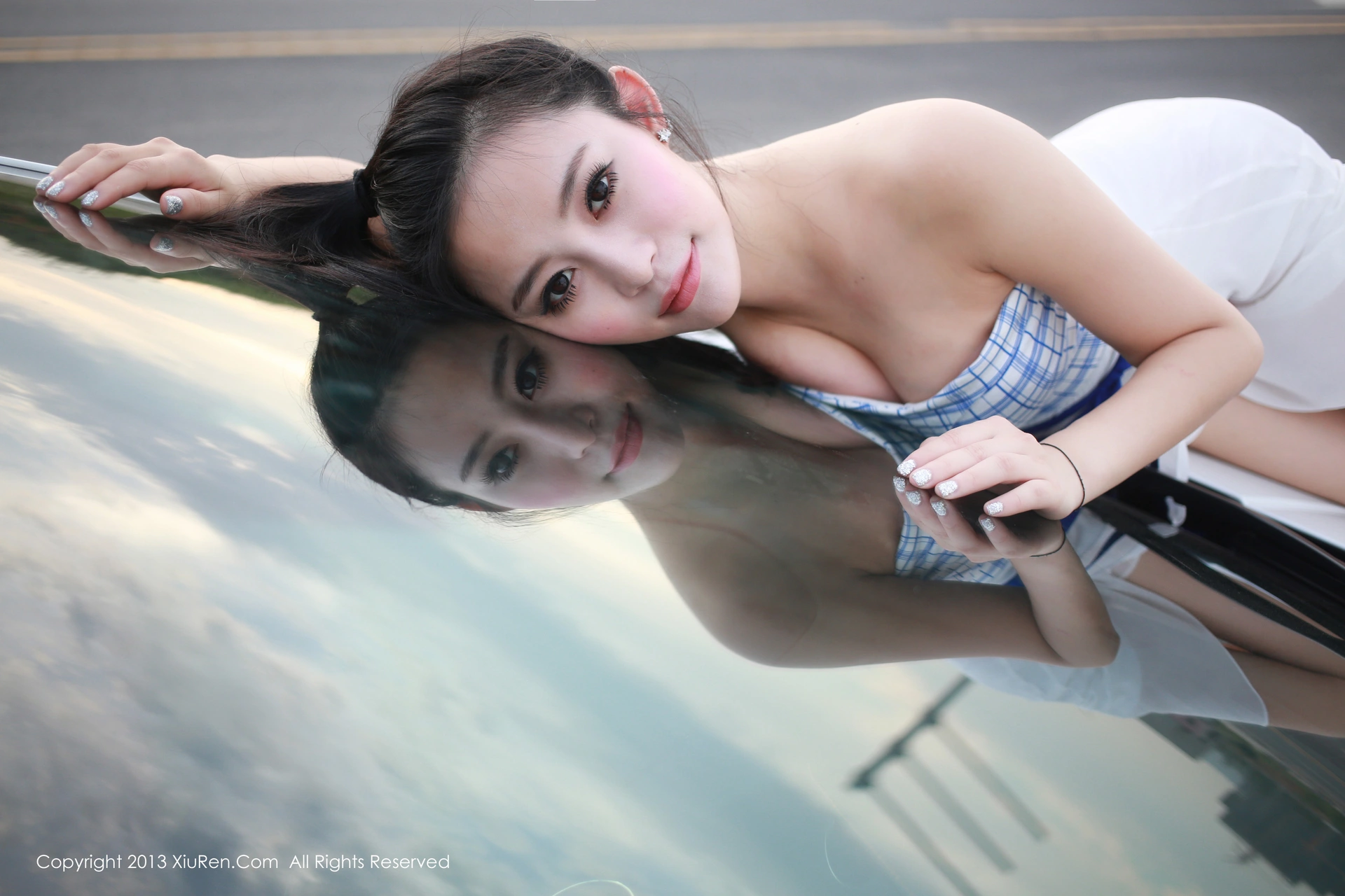 XiuRen秀人网 2013.10.09 No.027 易欣viya合集
