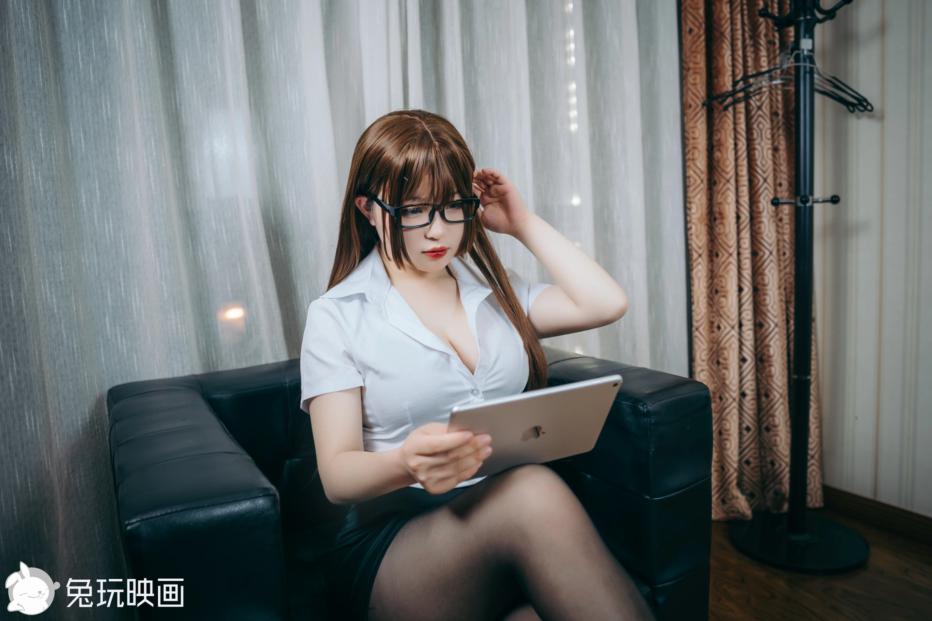 D61.006 兔玩映画 桃子的OL制服 [40P-136MB]