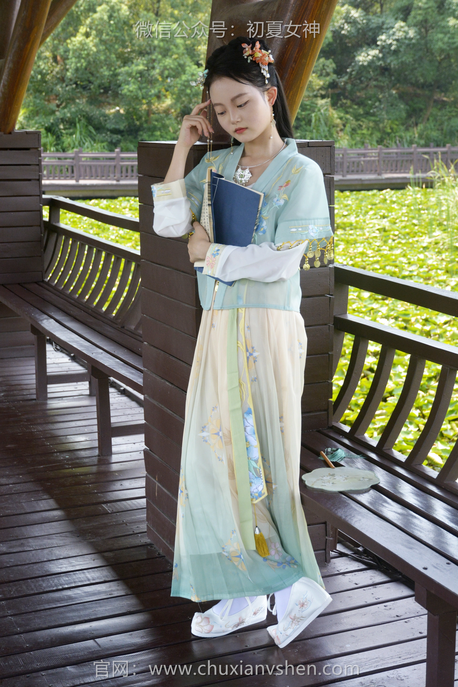 初夏女神 NO.088 双双 荷花仙子[140P+1V／6.32GB]