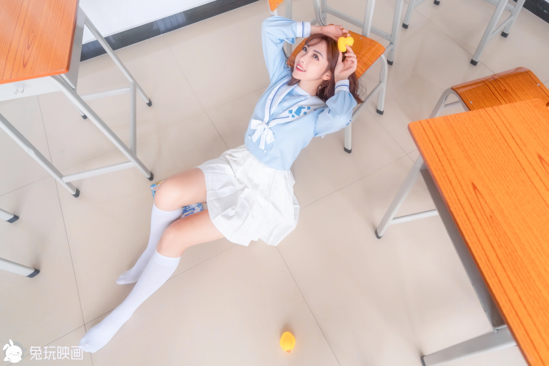 VOL.031 元气学姐 [43P-605MB]